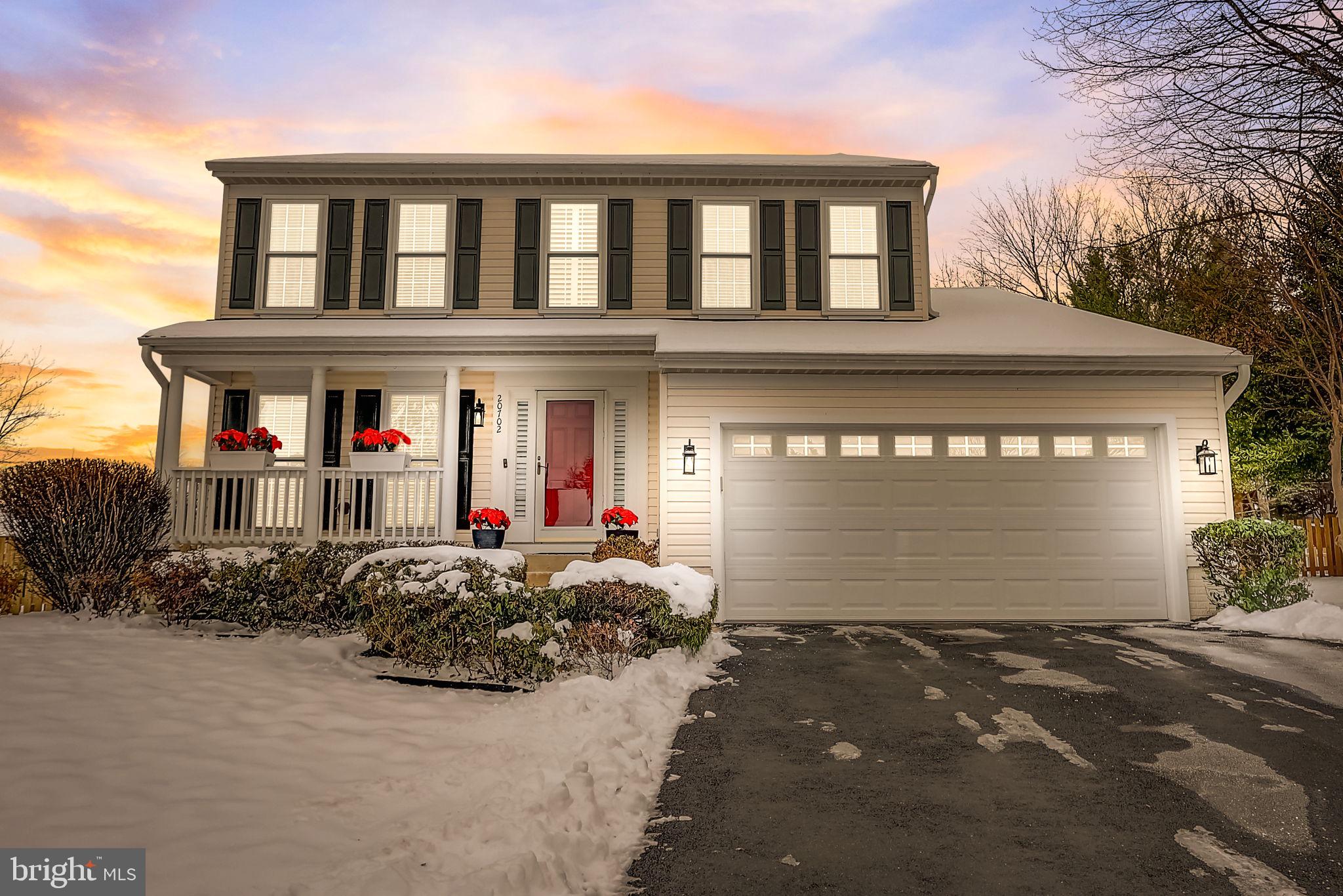 ASHBURN VILLAGE - Residential