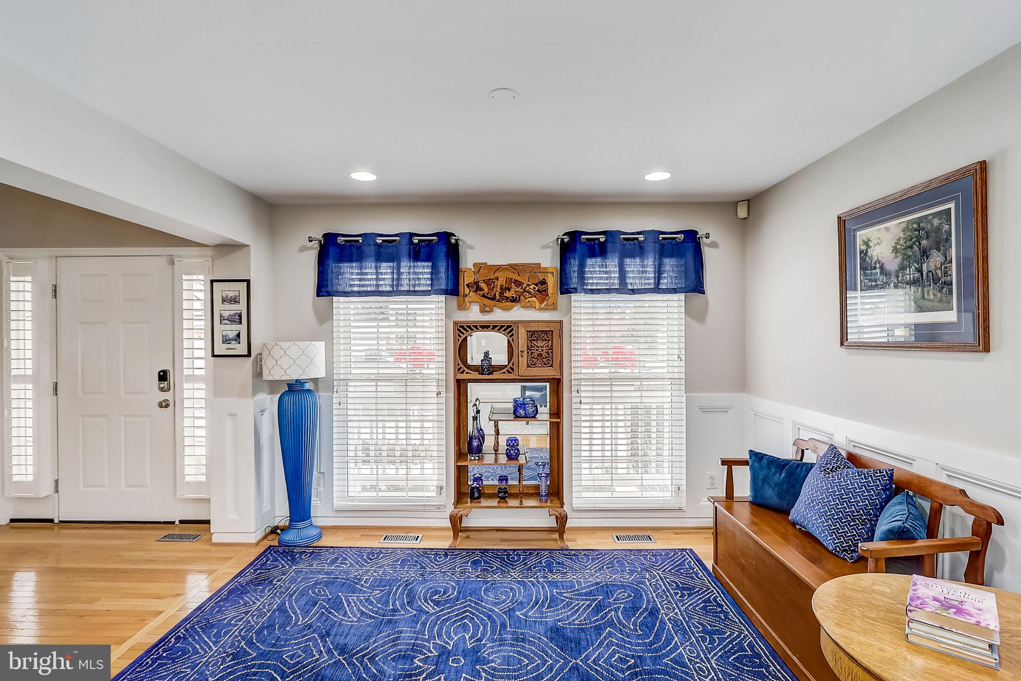 ASHBURN VILLAGE - Residential