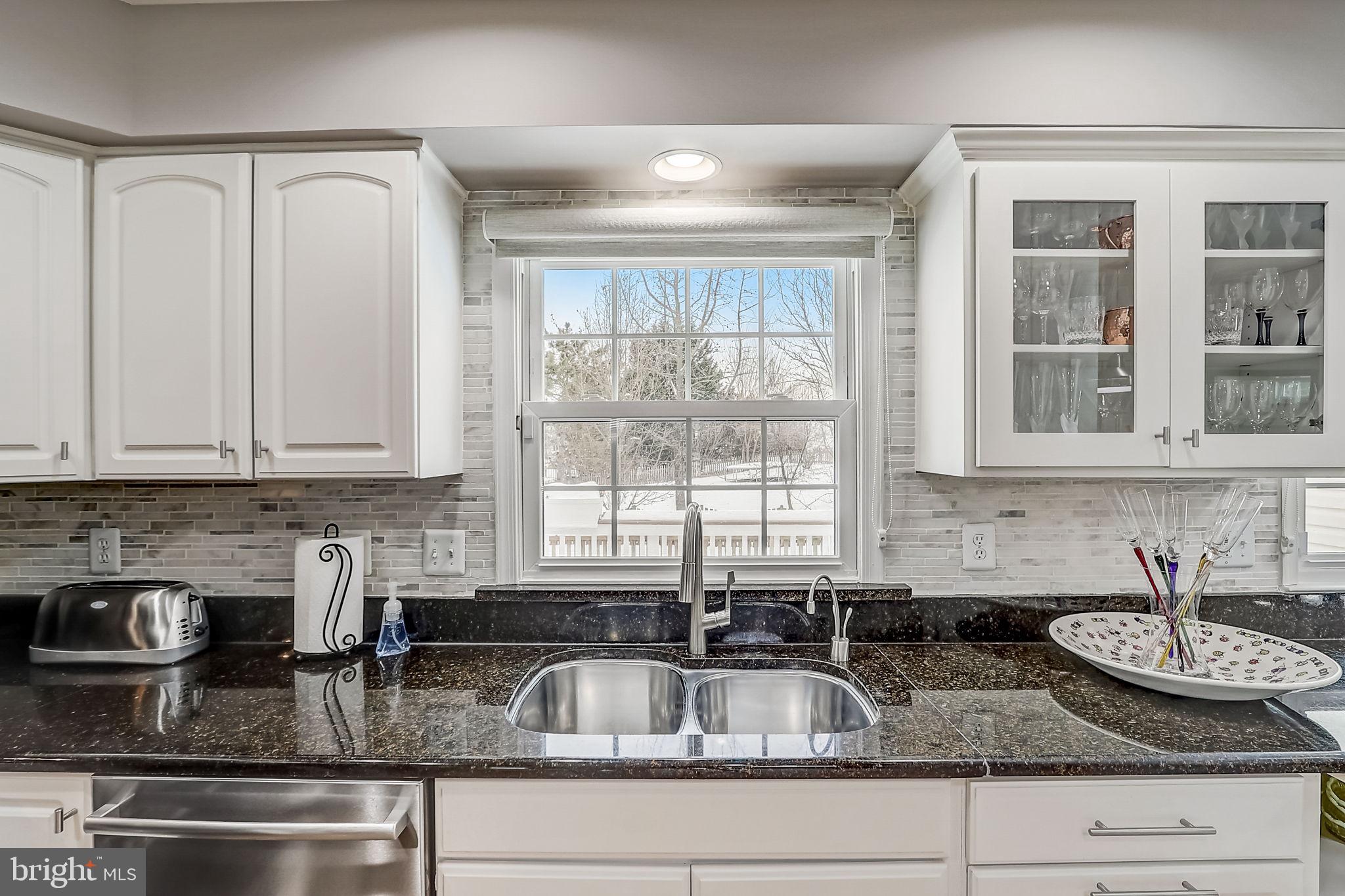 ASHBURN VILLAGE - Residential