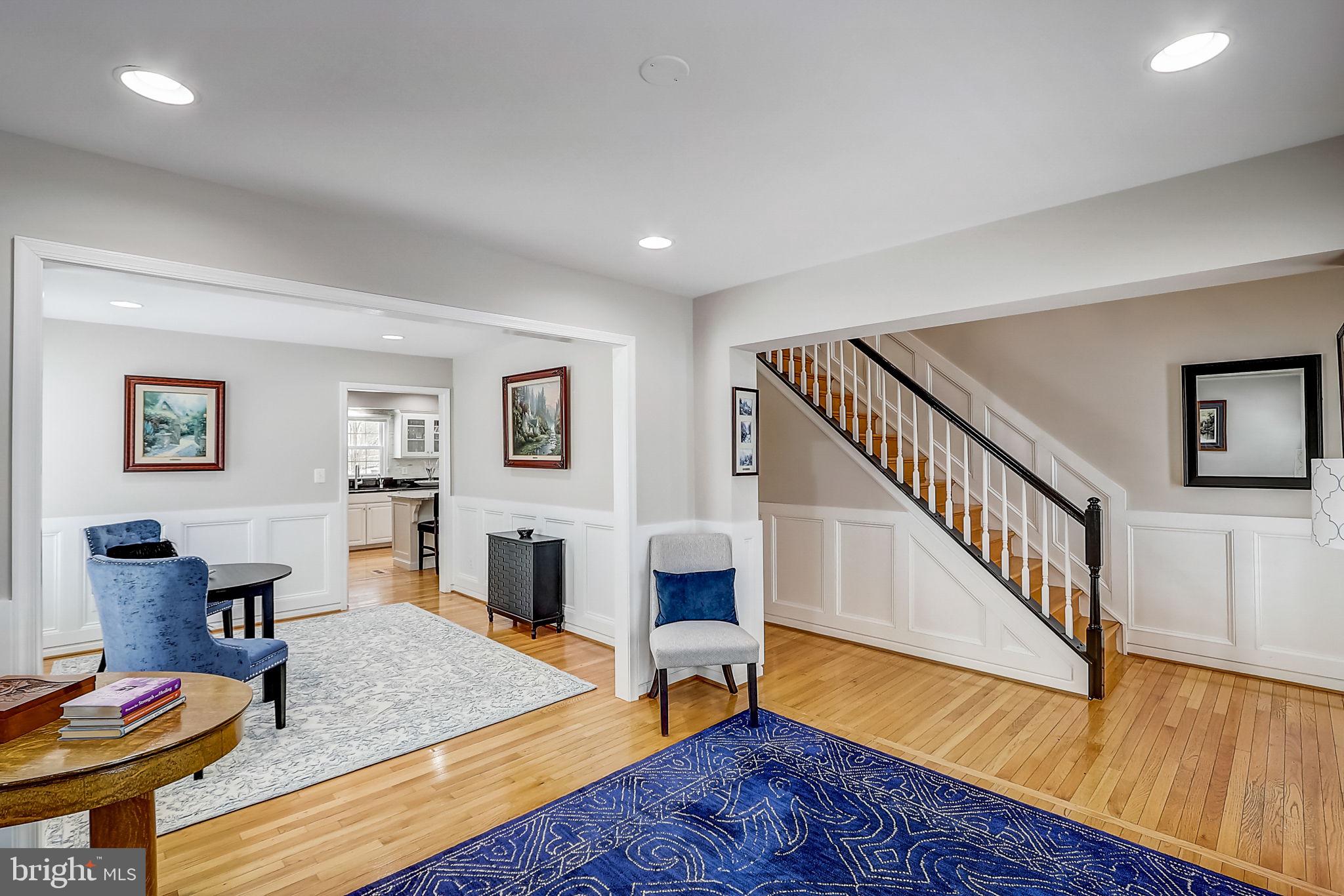 ASHBURN VILLAGE - Residential