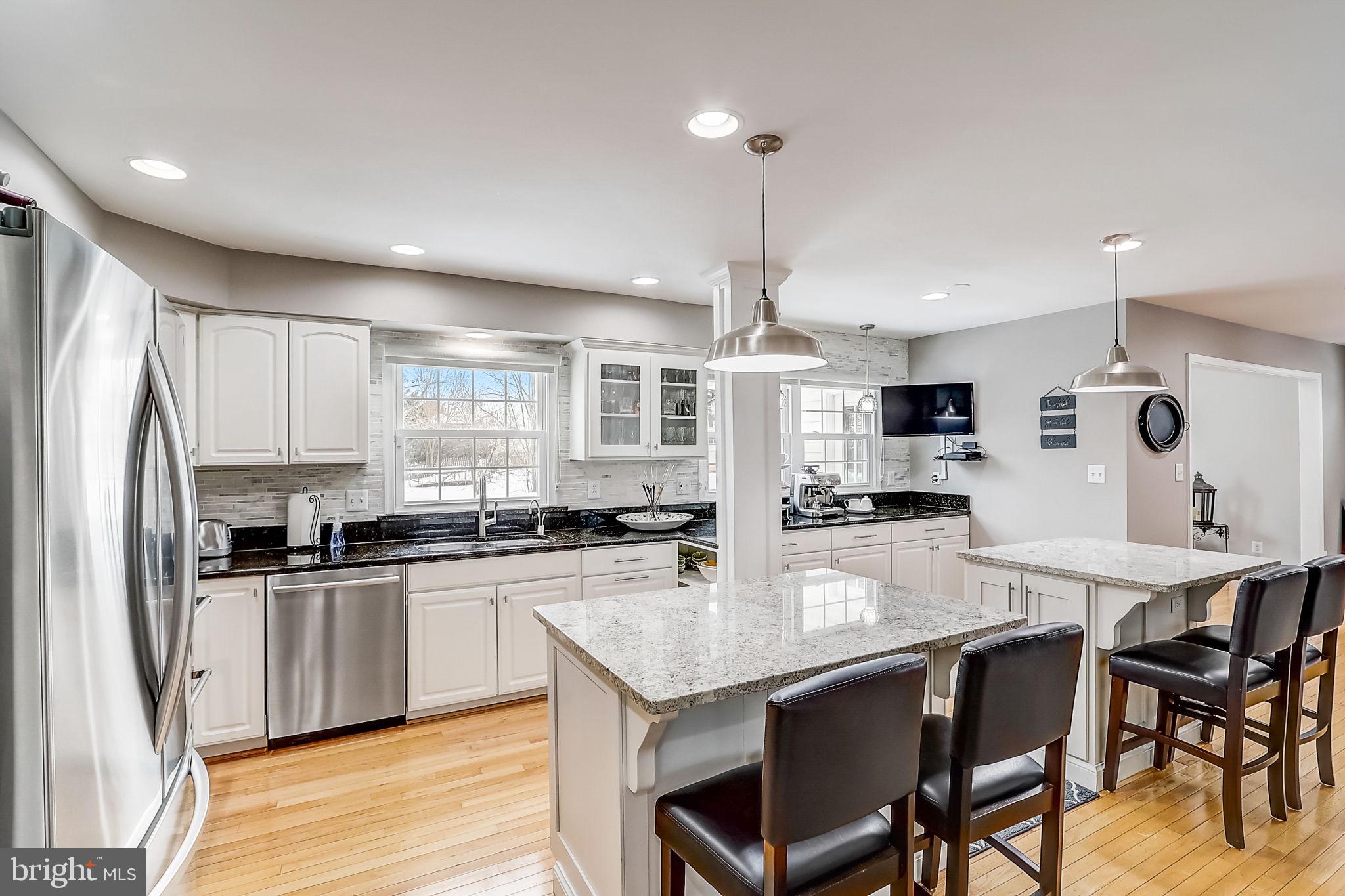 ASHBURN VILLAGE - Residential