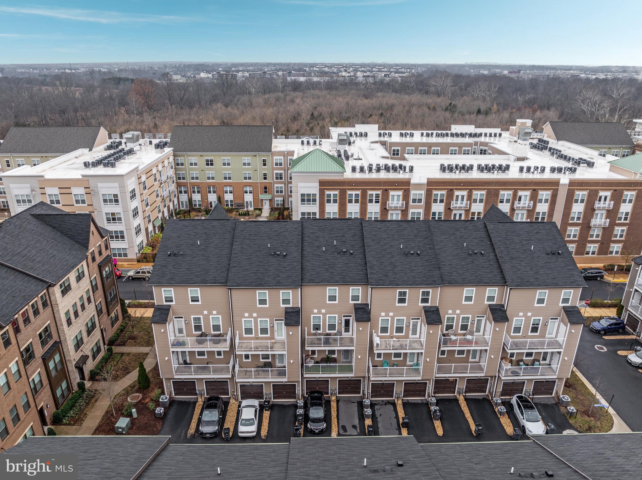 KINCORA - Residential Lease