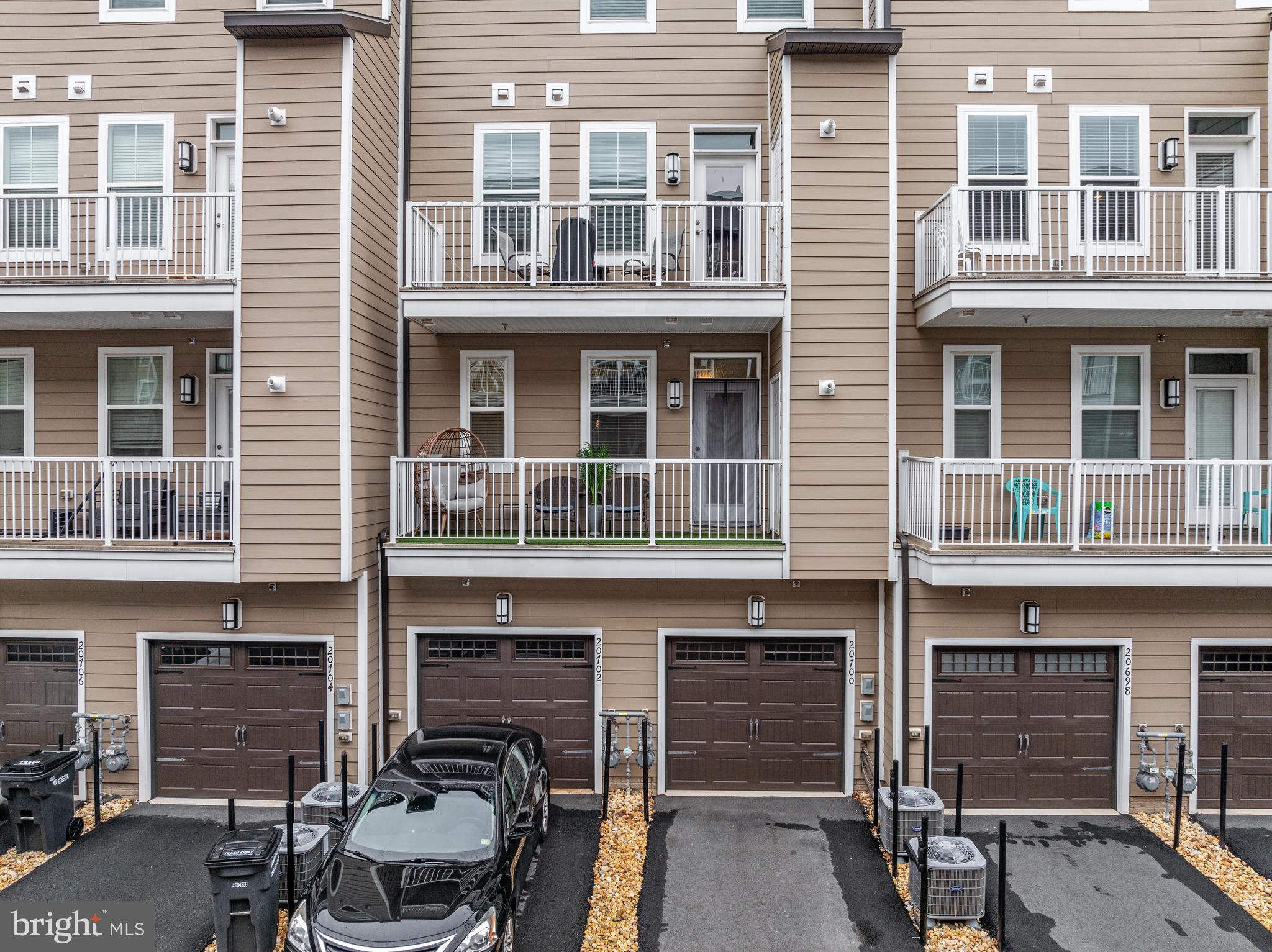 KINCORA - Residential Lease