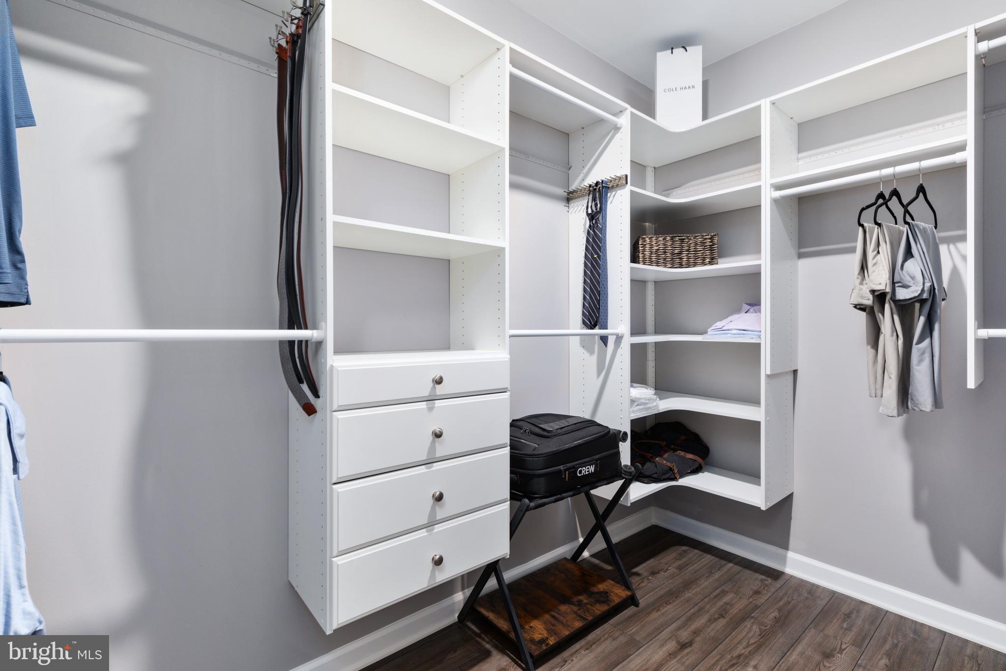 KINCORA - Residential Lease