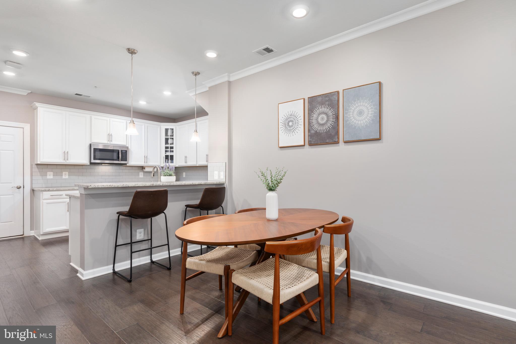 KINCORA - Residential Lease