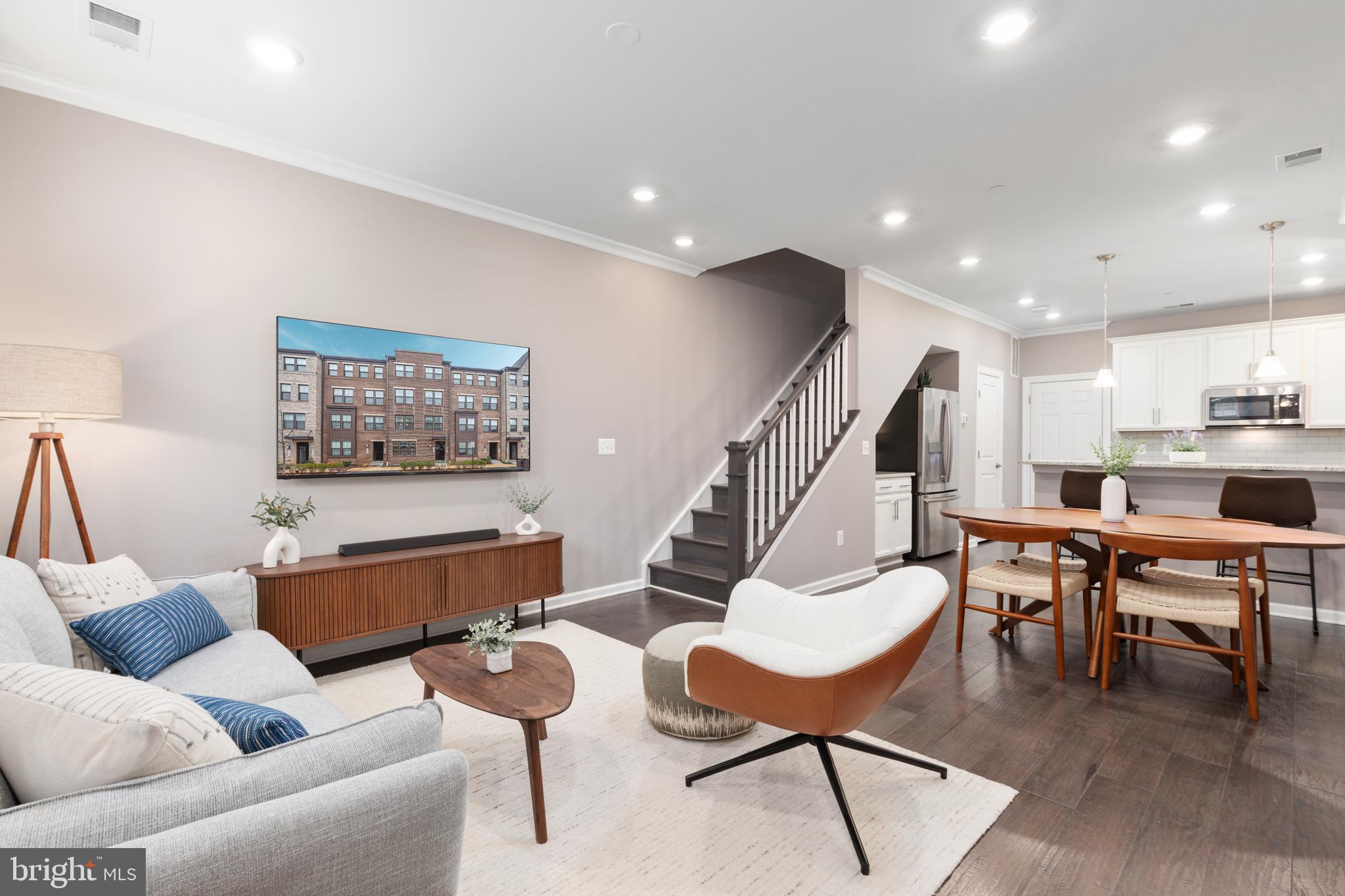 KINCORA - Residential Lease