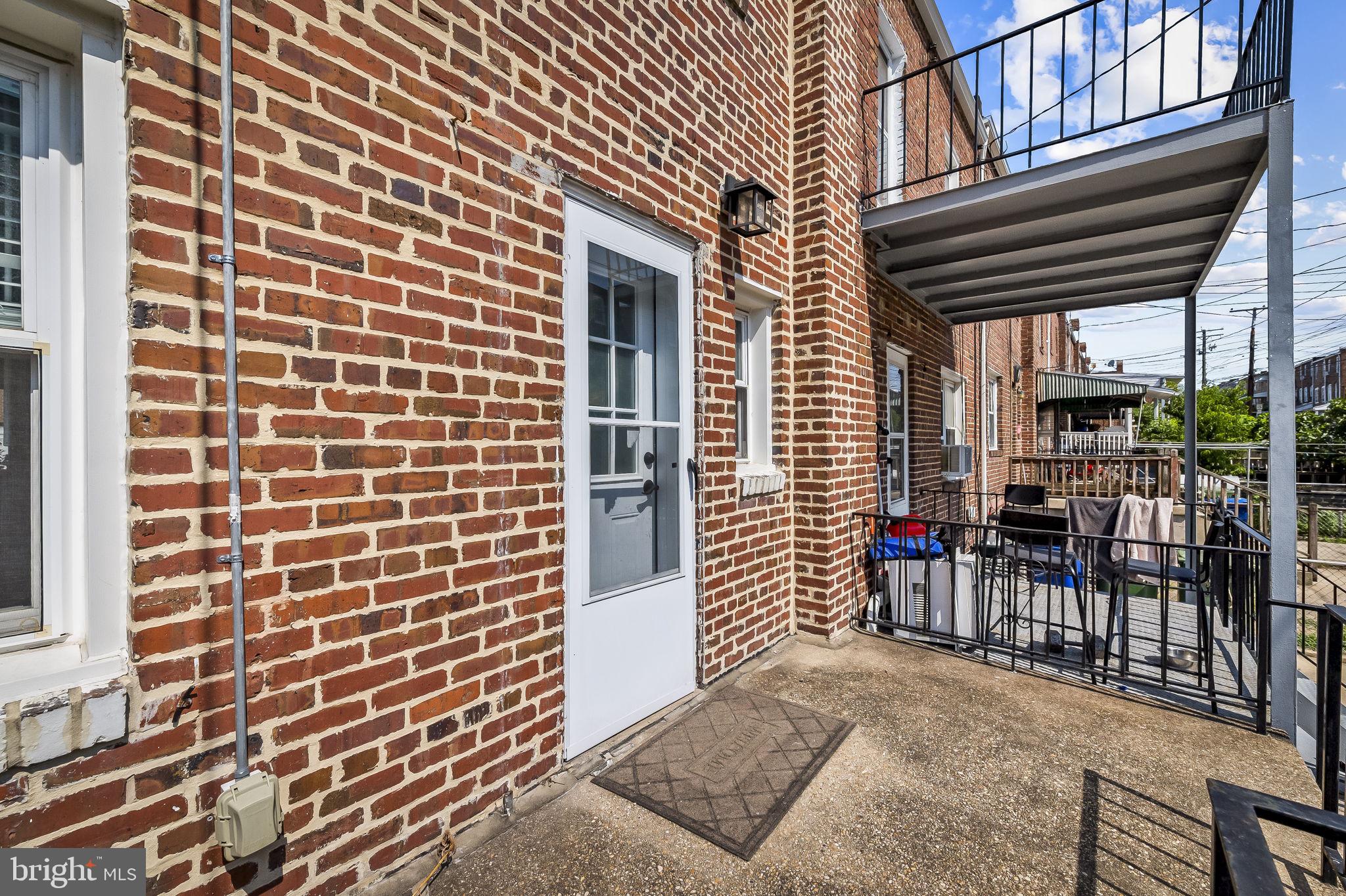 GREEKTOWN - Residential