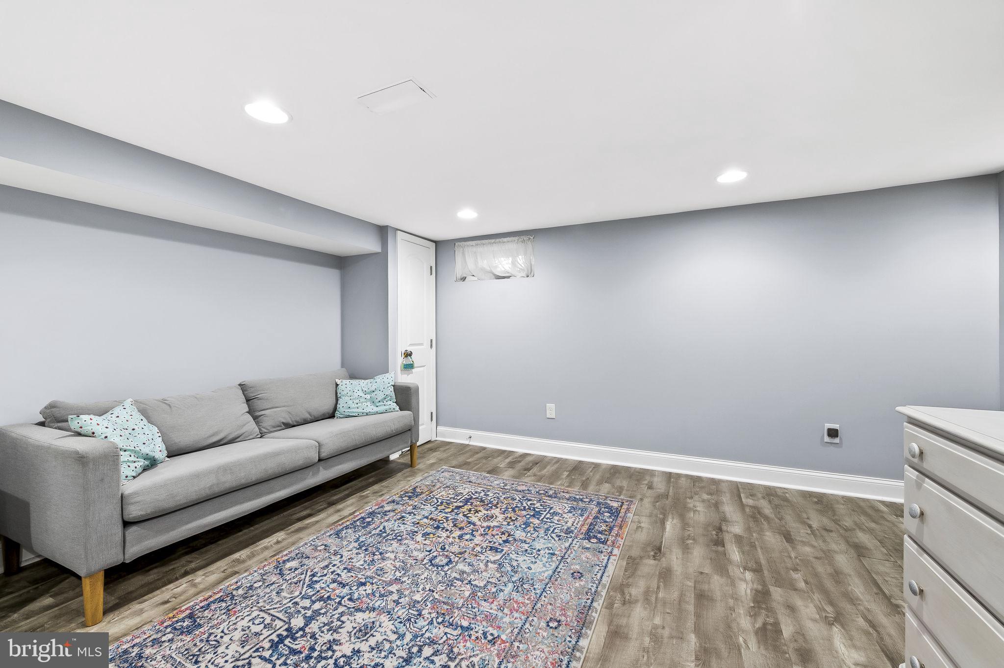 GREEKTOWN - Residential