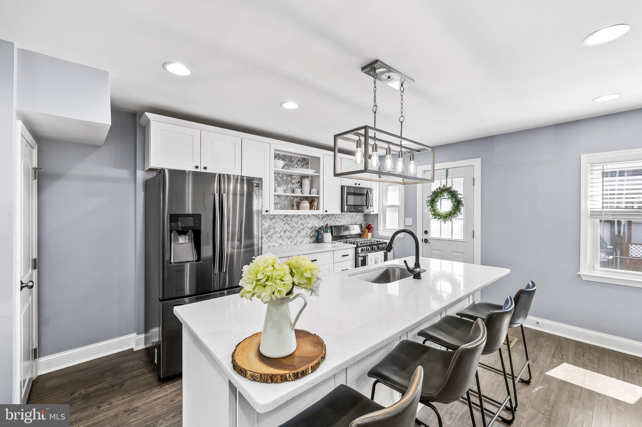 GREEKTOWN - Residential