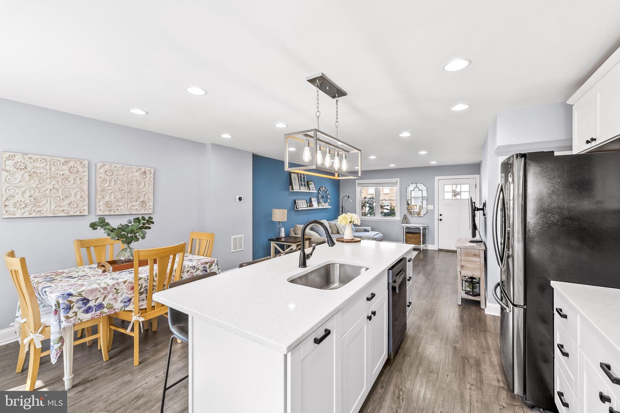 GREEKTOWN - Residential