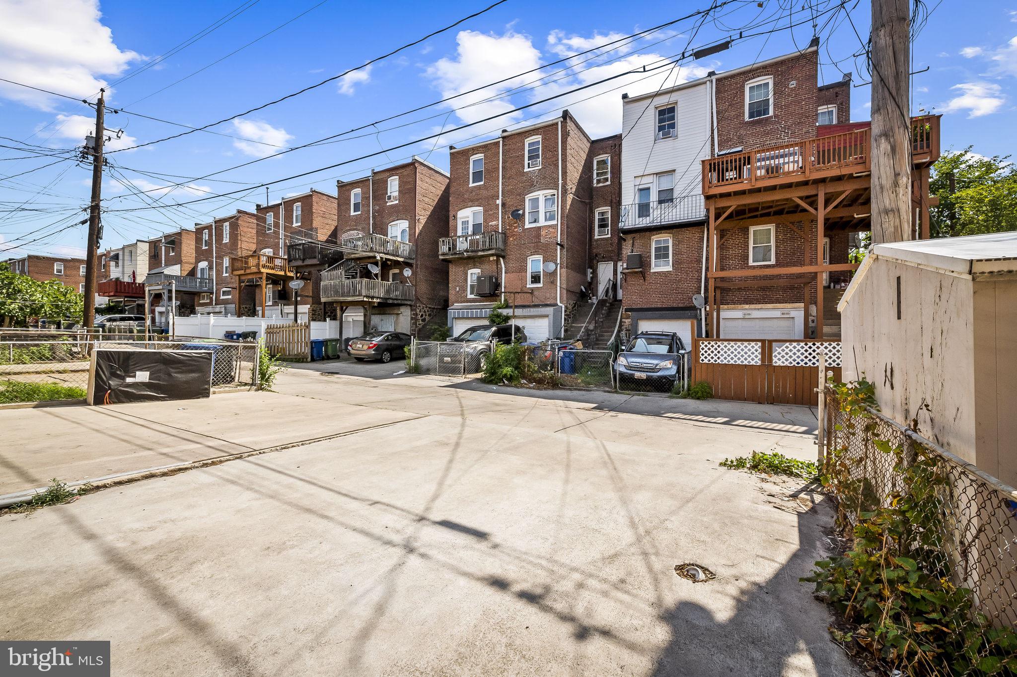 GREEKTOWN - Residential