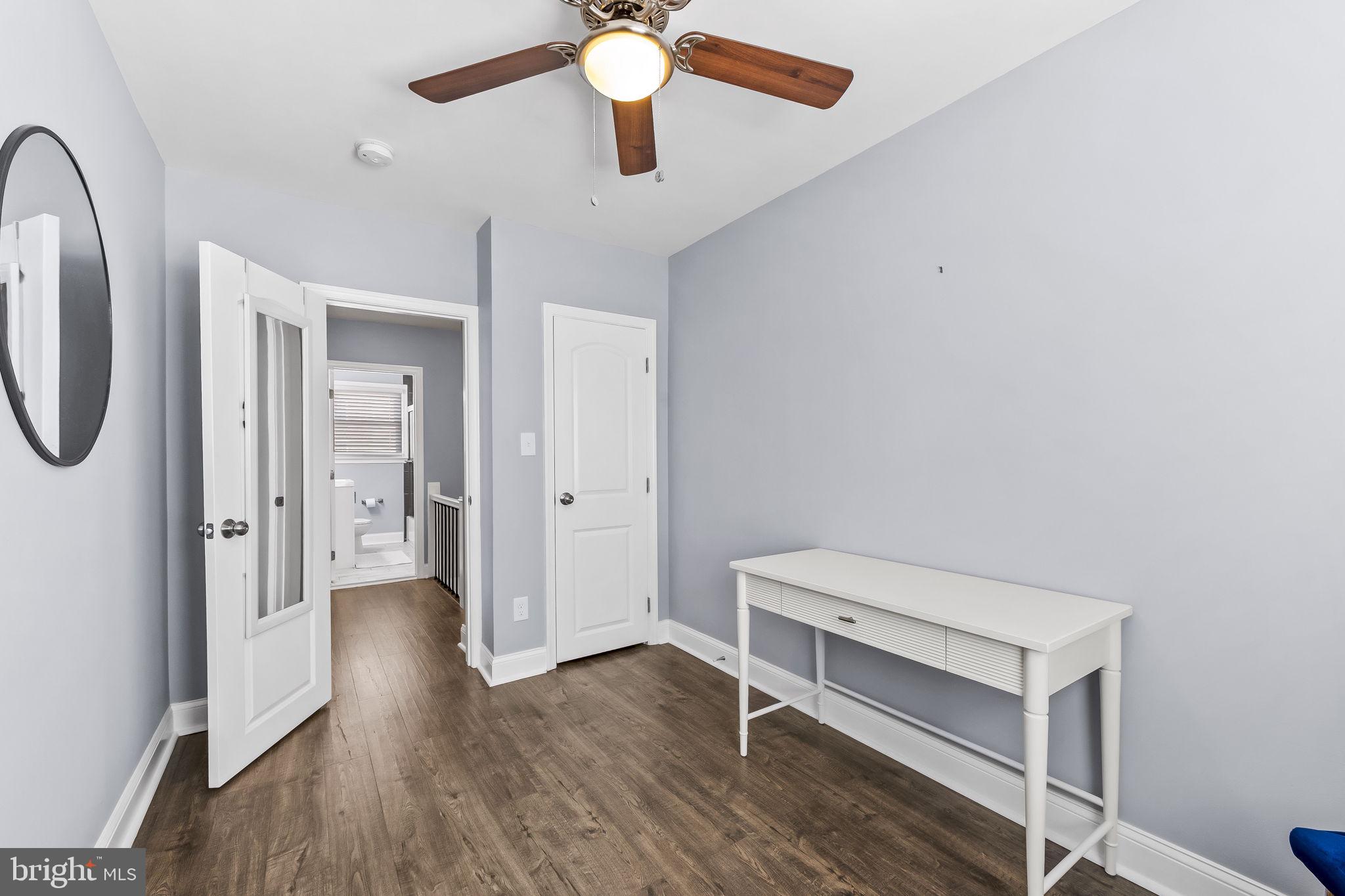 GREEKTOWN - Residential