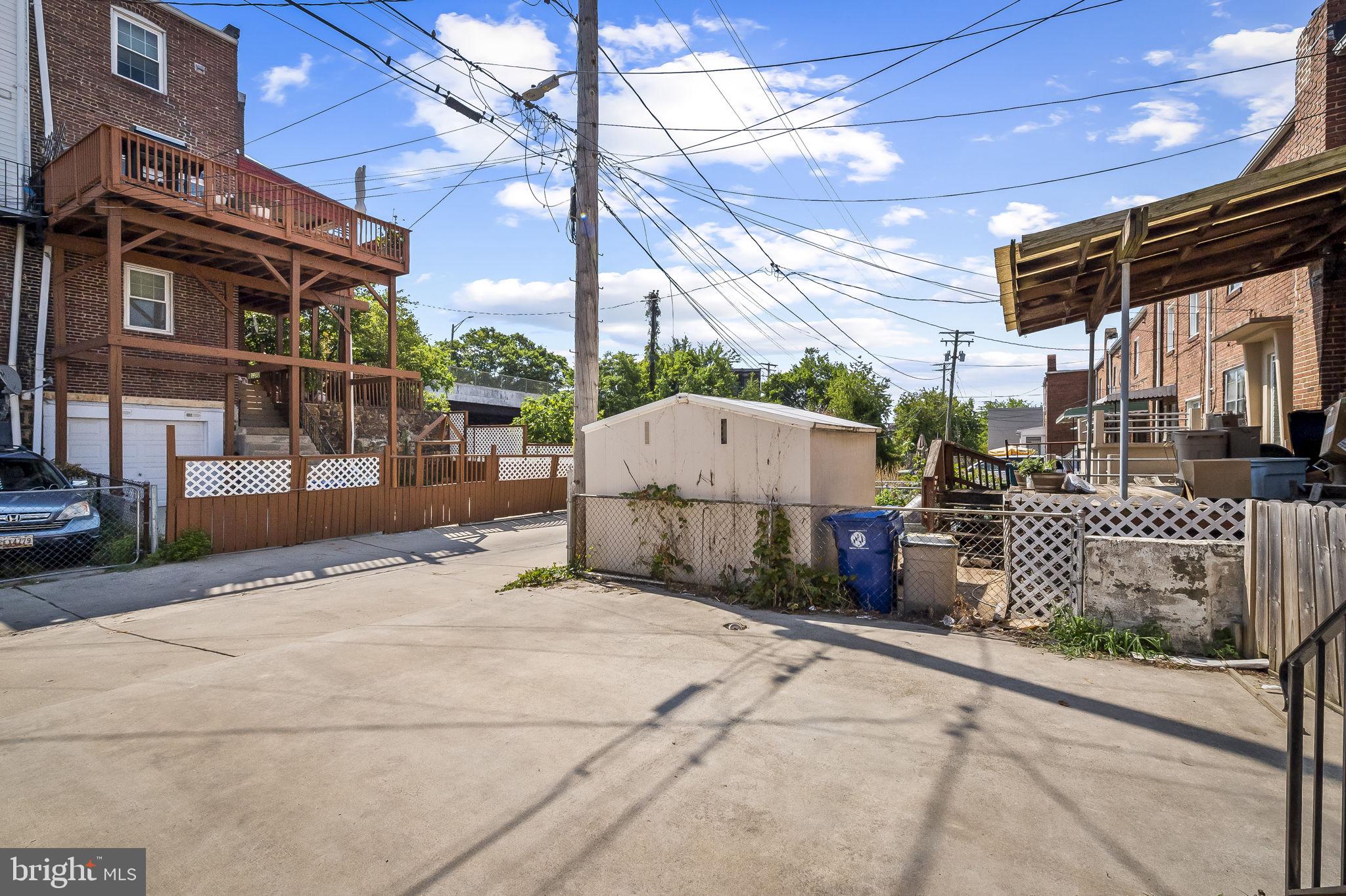 GREEKTOWN - Residential