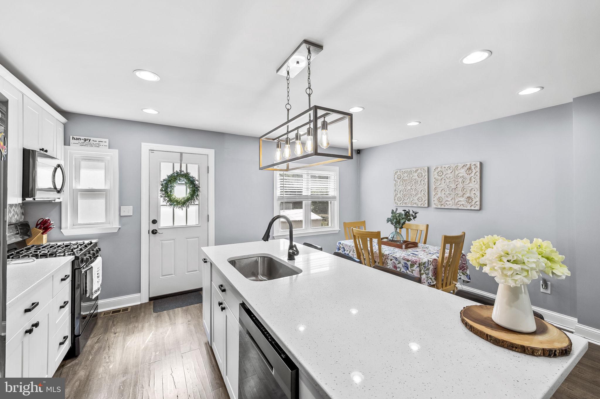 GREEKTOWN - Residential