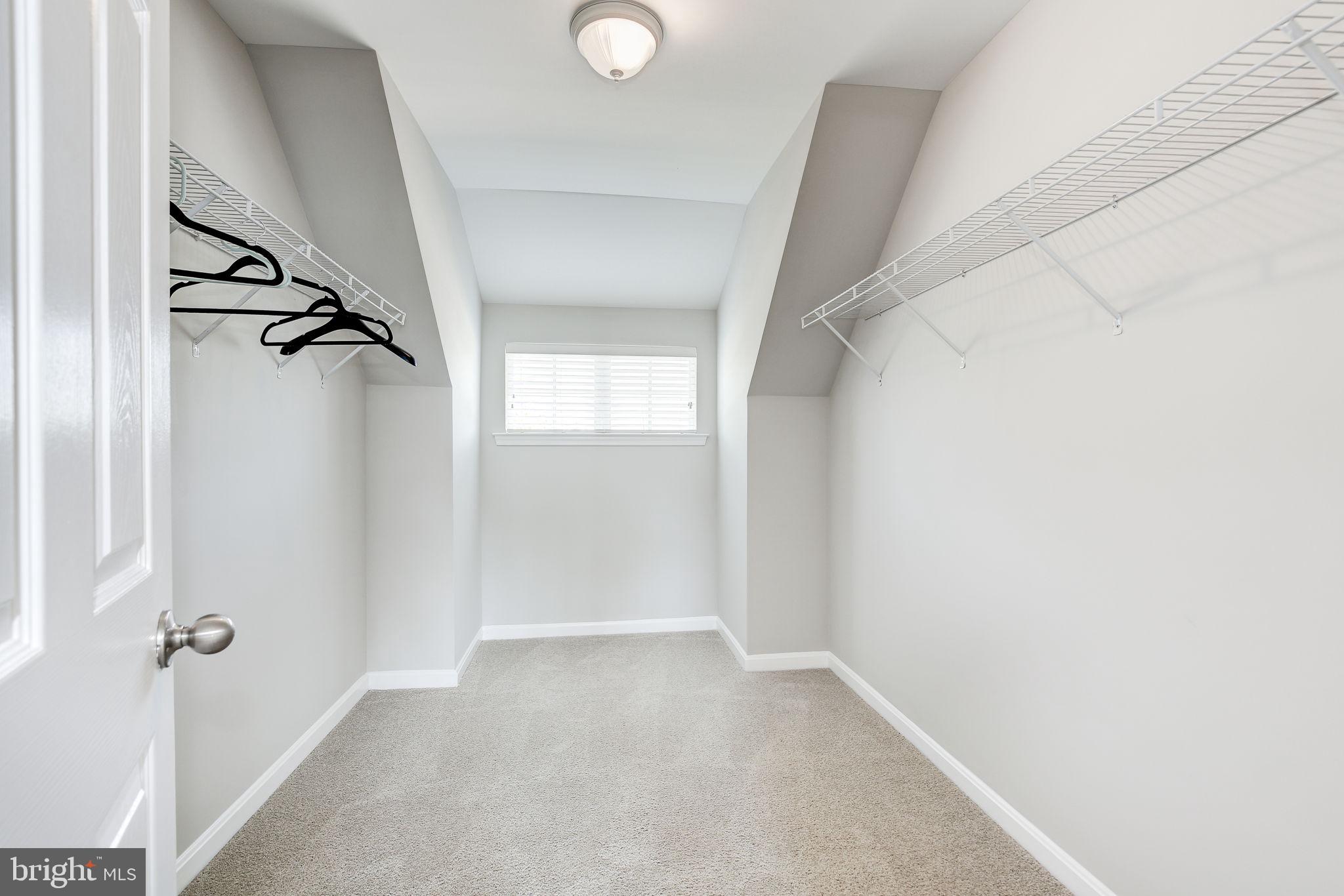 THE PARKE AT MOUNT WASHINGTON - Residential Lease