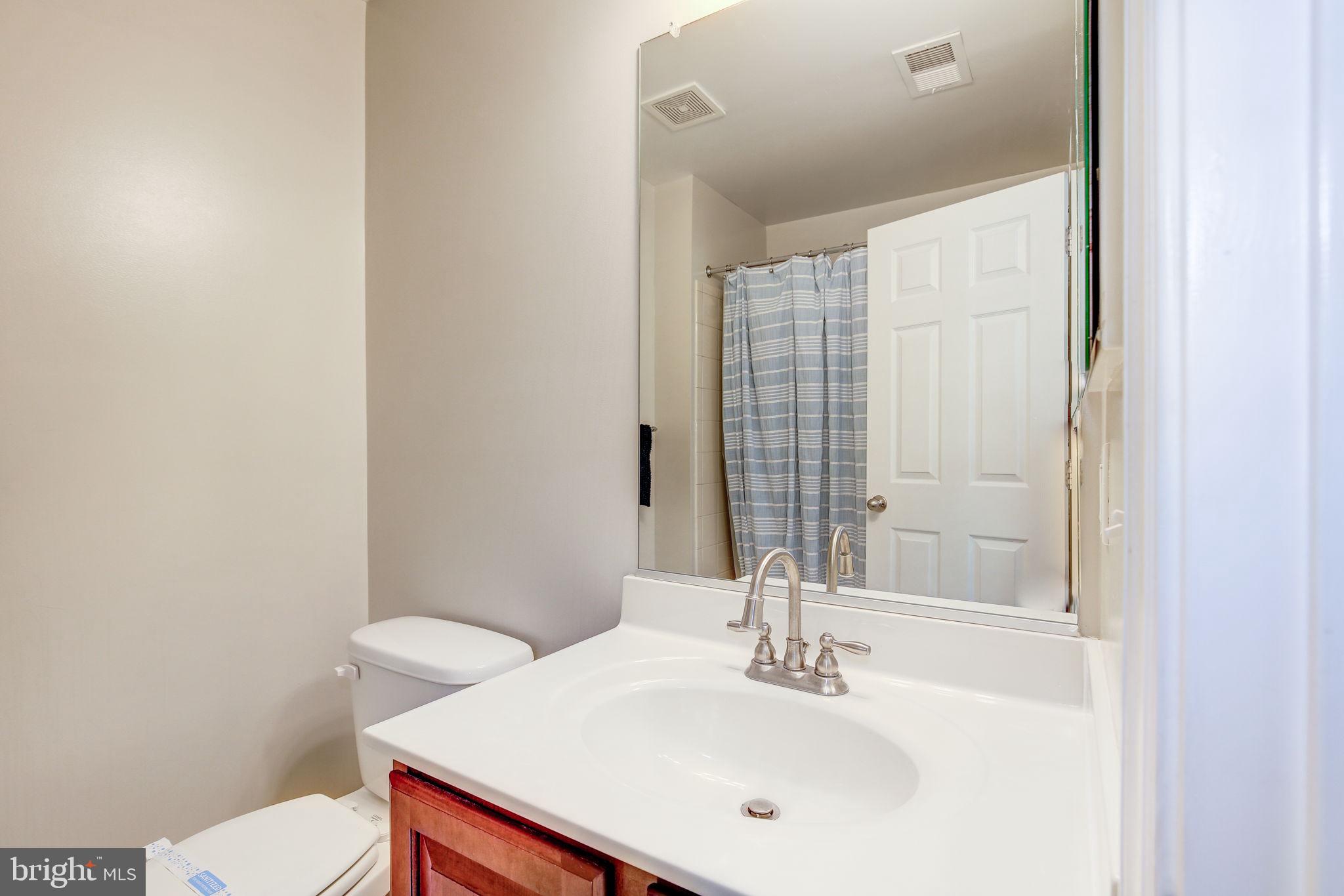 THE PARKE AT MOUNT WASHINGTON - Residential Lease