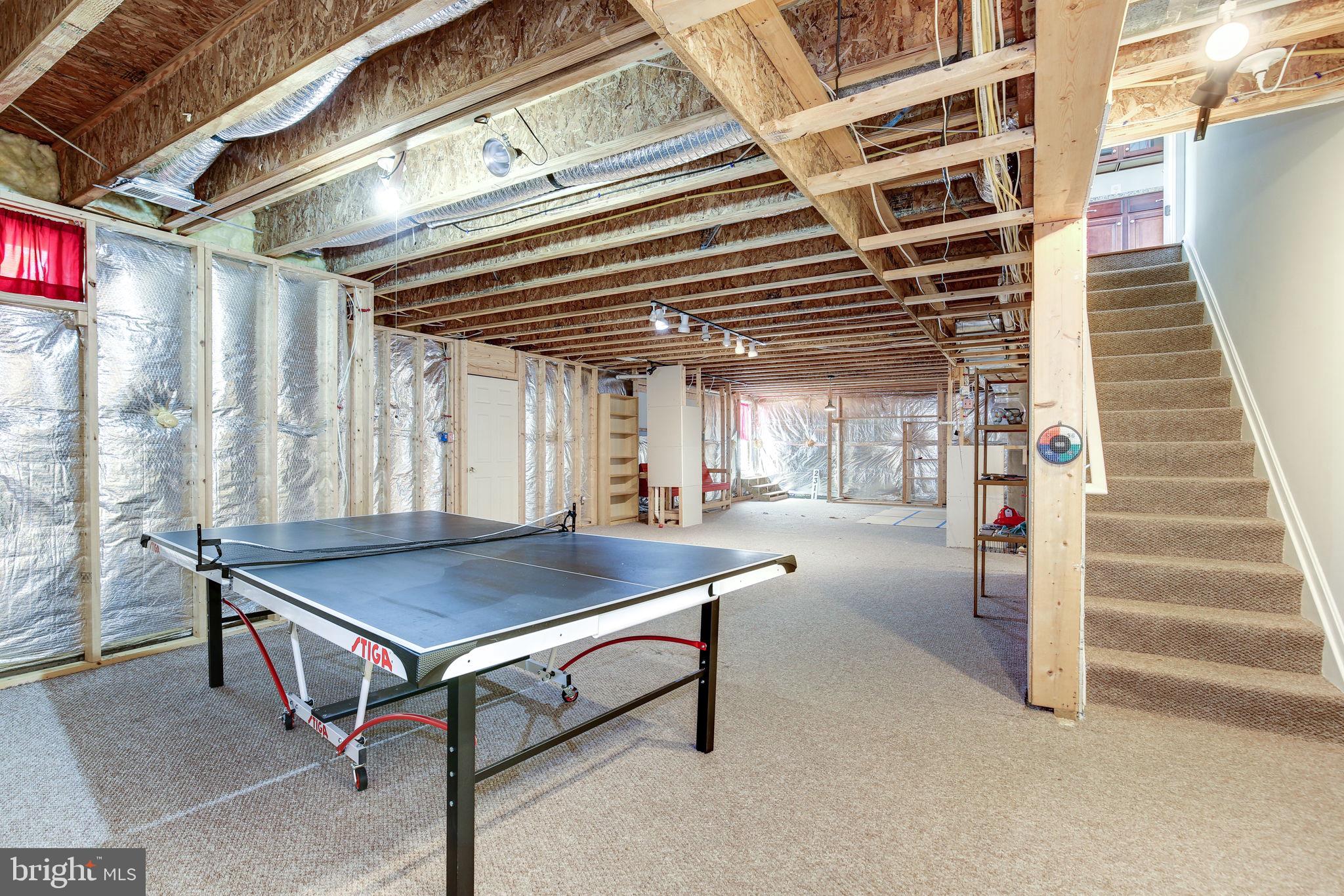 THE PARKE AT MOUNT WASHINGTON - Residential Lease