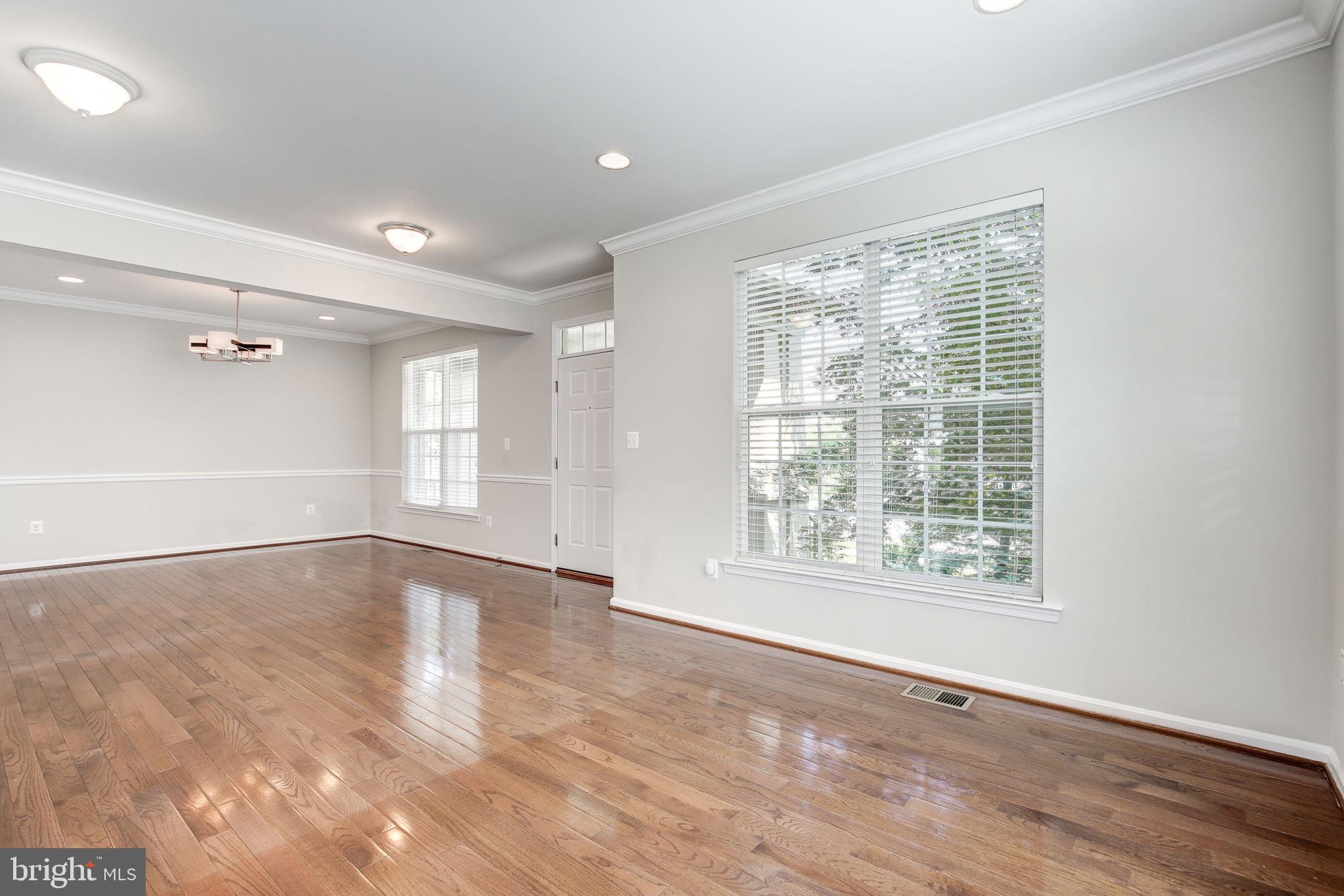 THE PARKE AT MOUNT WASHINGTON - Residential Lease