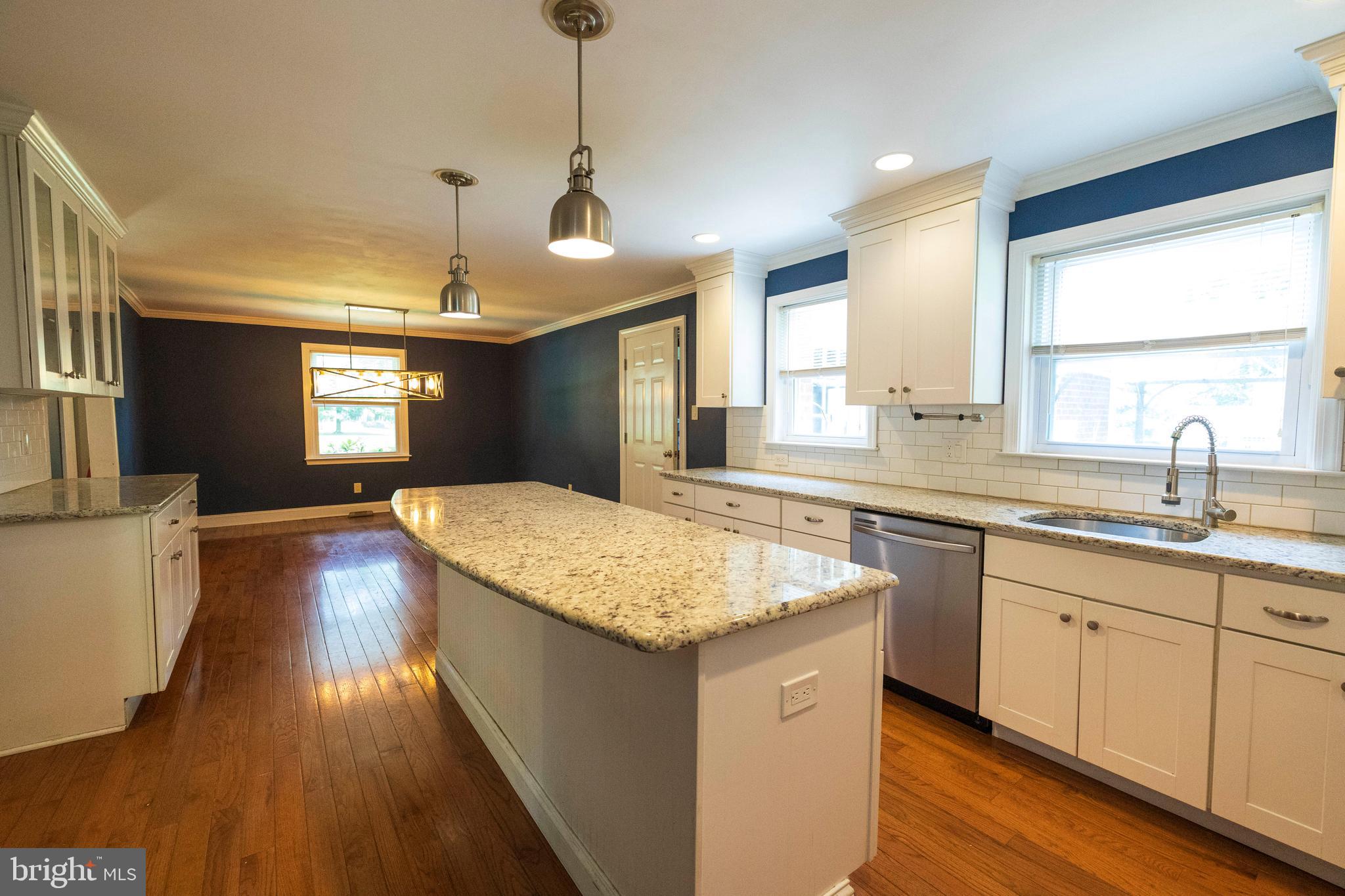 1076 KERWOOD ROAD