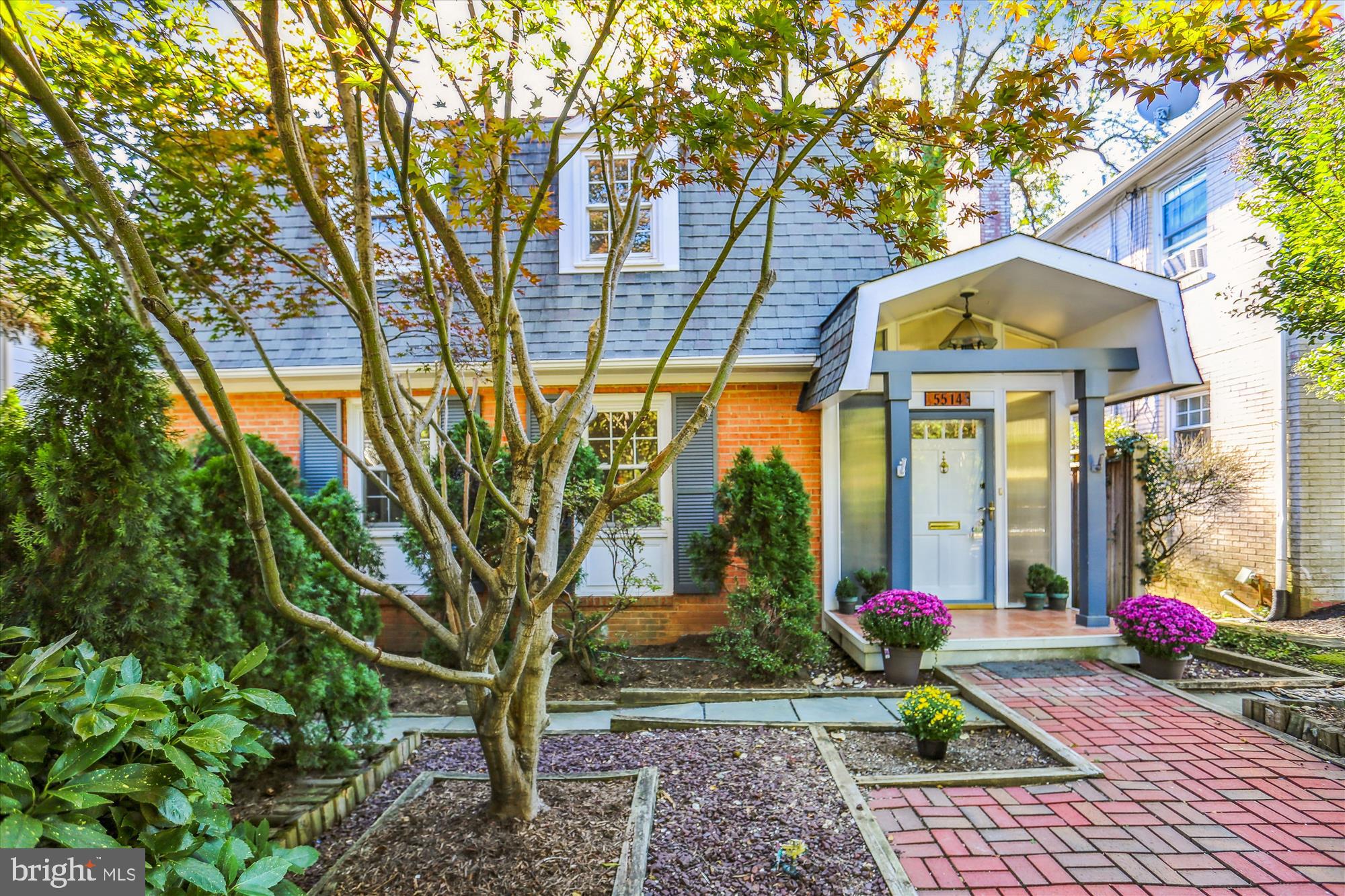 ALTA VISTA - Residential