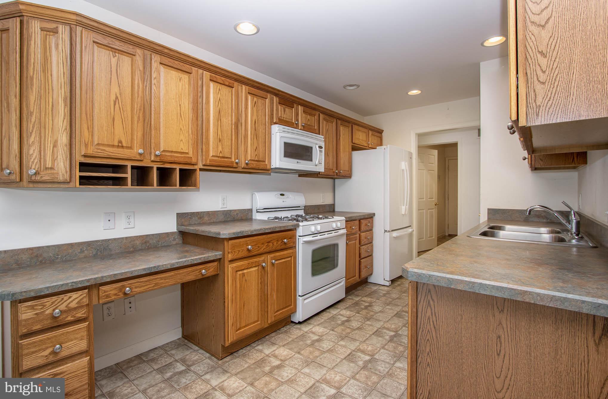 SUMMERFIELD - Residential