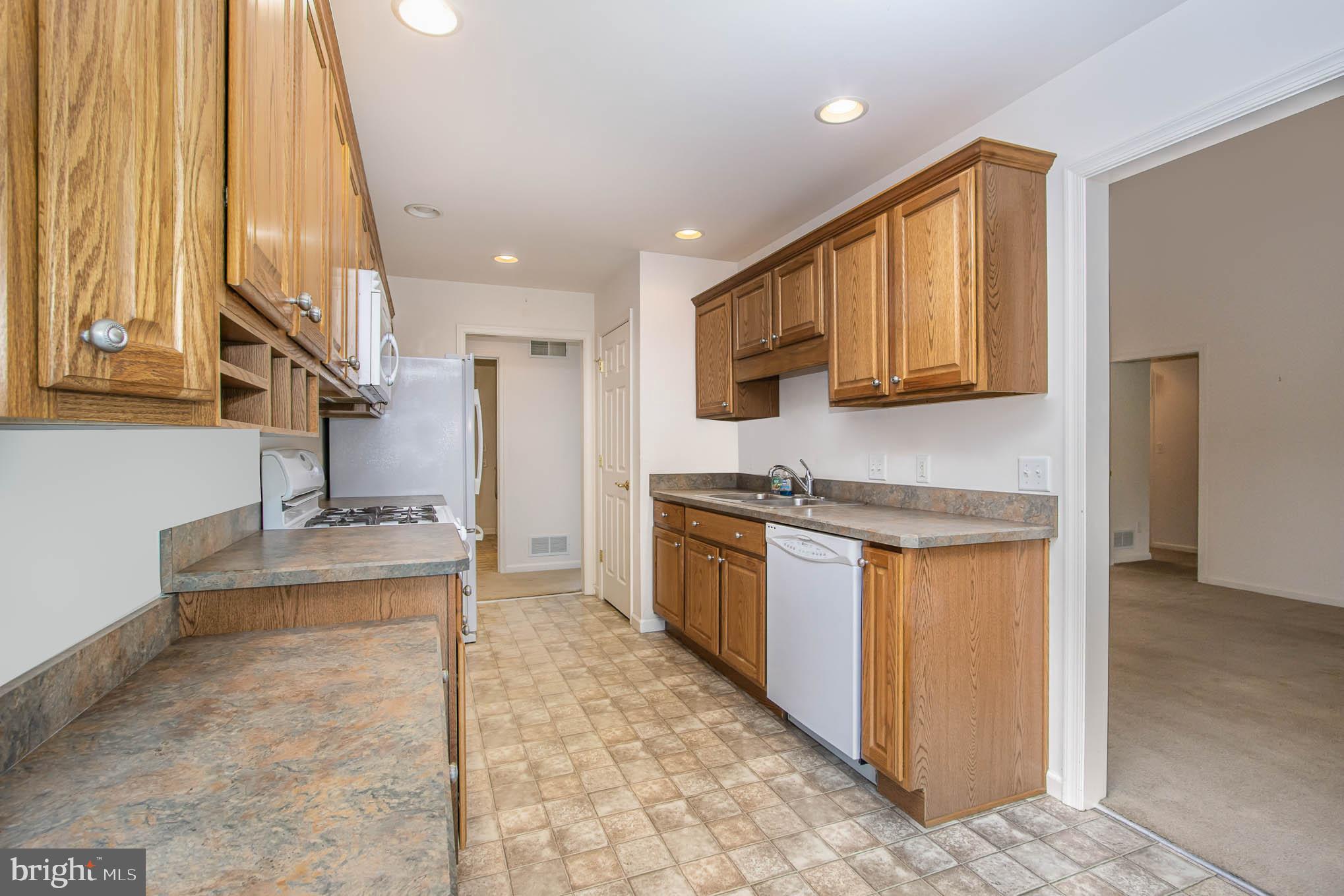 SUMMERFIELD - Residential