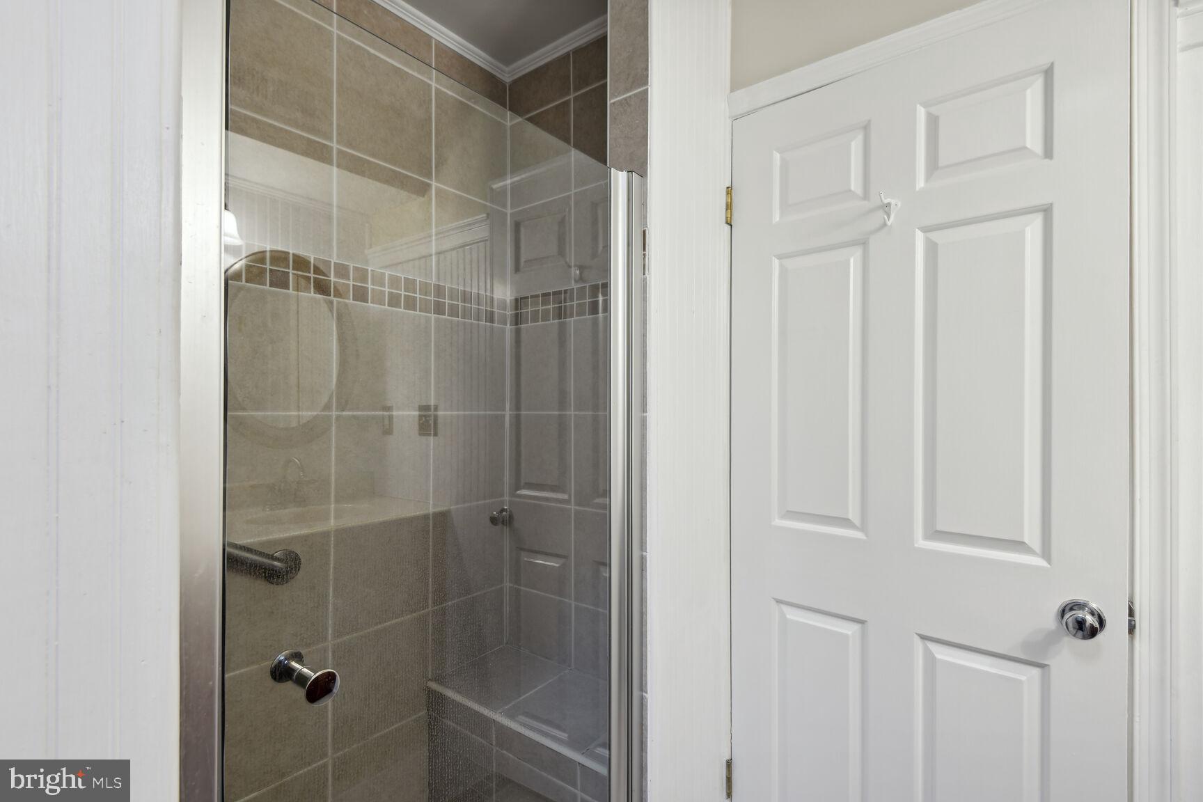 SWAN ROAD VILLAS - Residential