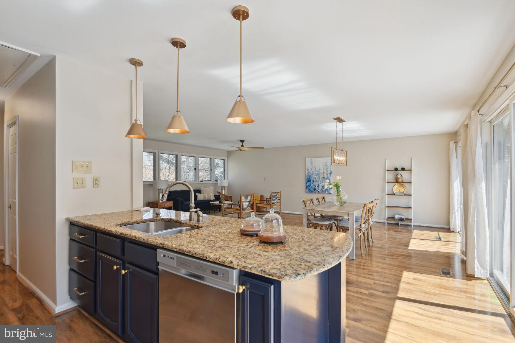 SWAN ROAD VILLAS - Residential