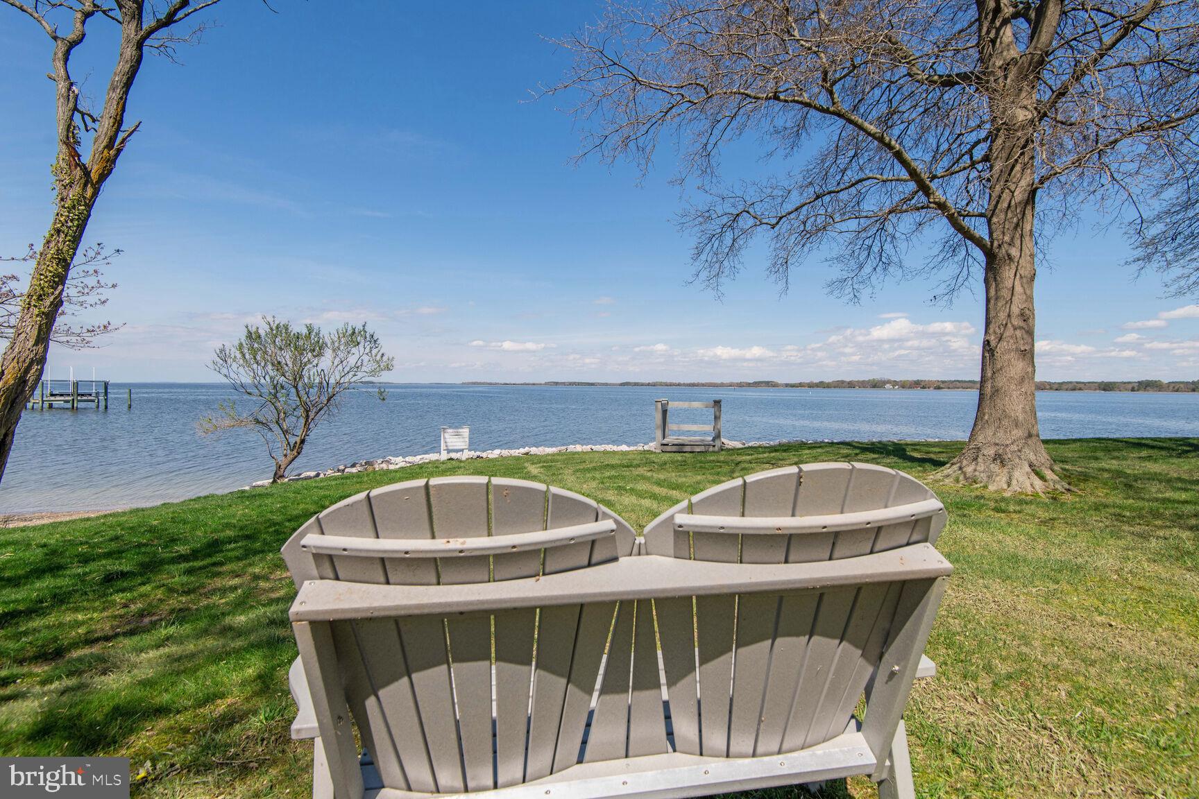 SWAN ROAD VILLAS - Residential