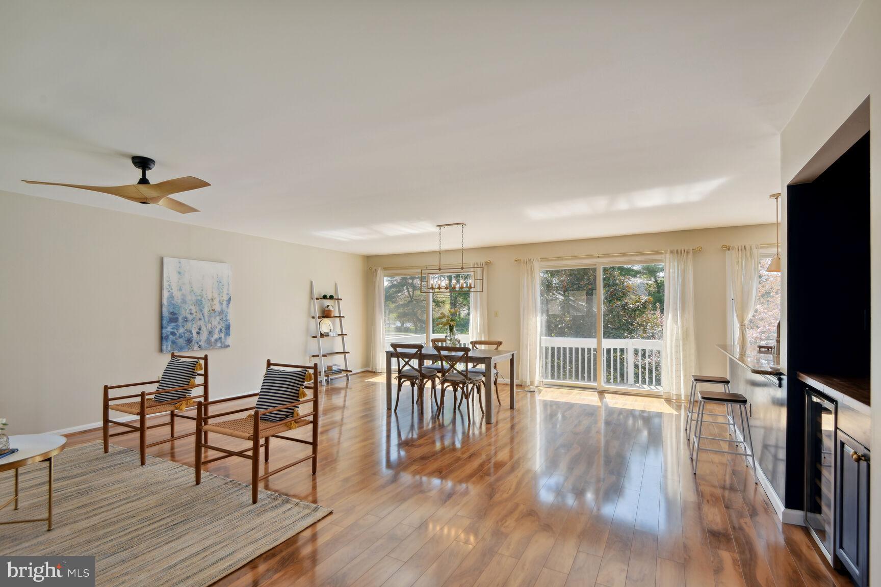 SWAN ROAD VILLAS - Residential