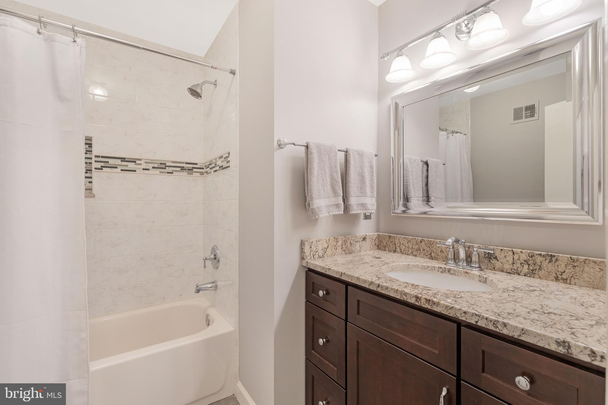 RACEWAY FARMS - Residential