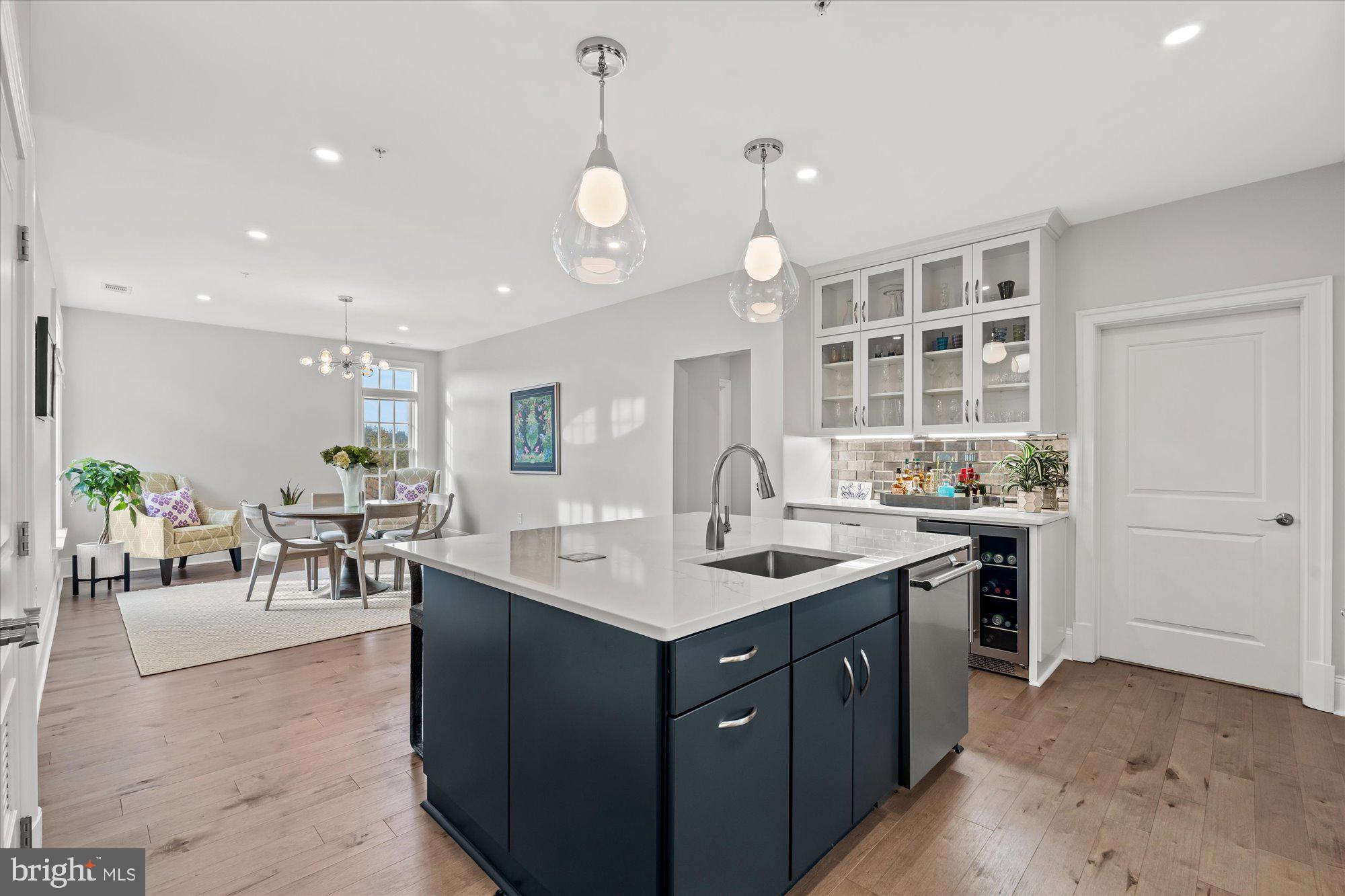 LIBERTY ROW - Residential