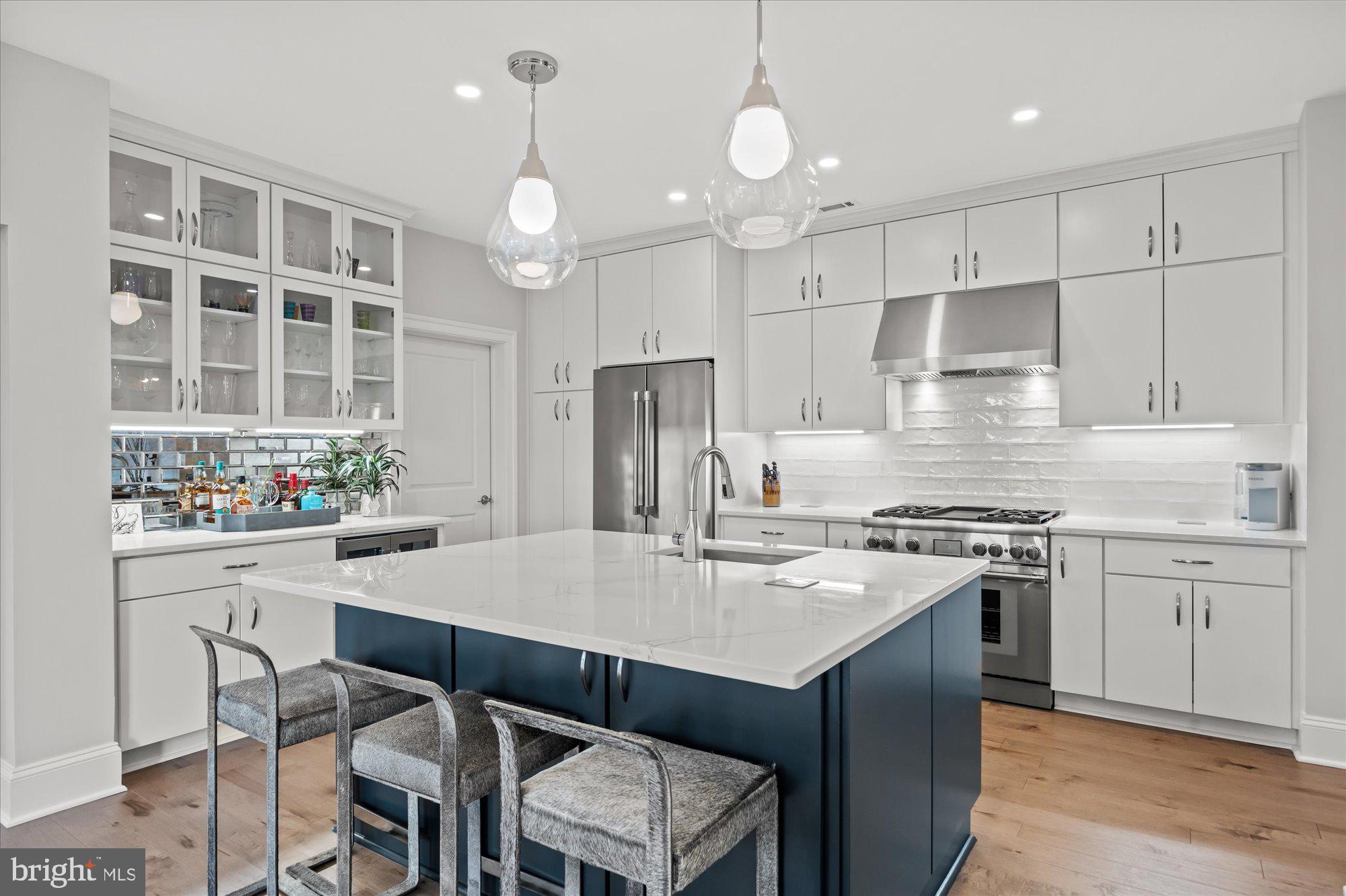 LIBERTY ROW - Residential