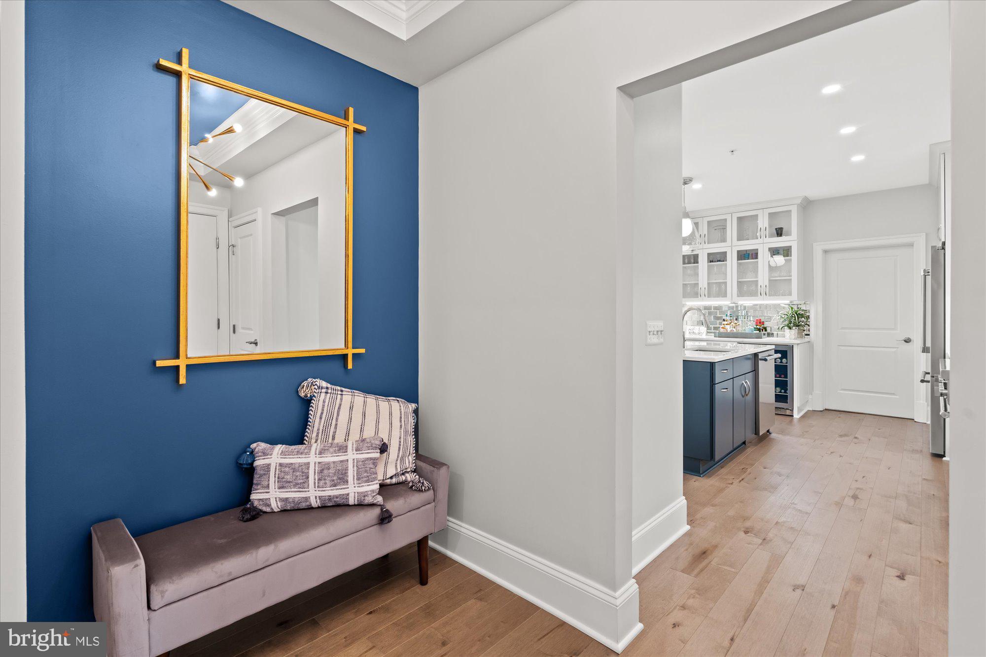 LIBERTY ROW - Residential