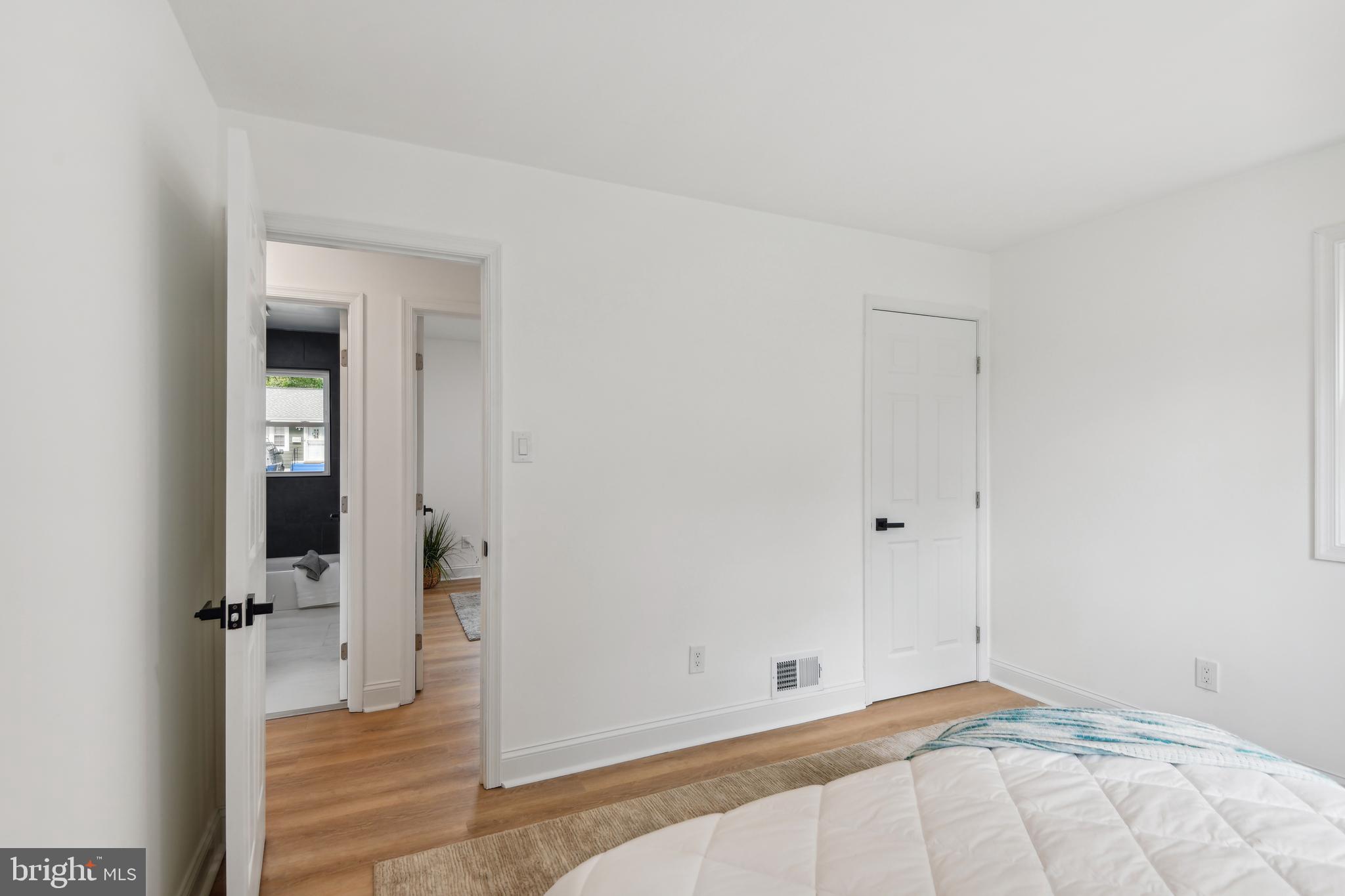 EAST COLUMBIA - Residential