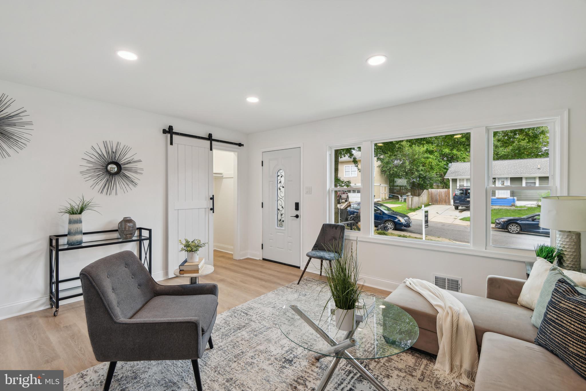 EAST COLUMBIA - Residential