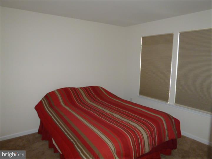 OAK CREEK - Residential
