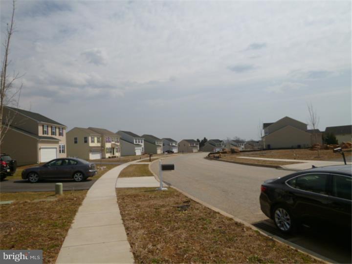 OAK CREEK - Residential