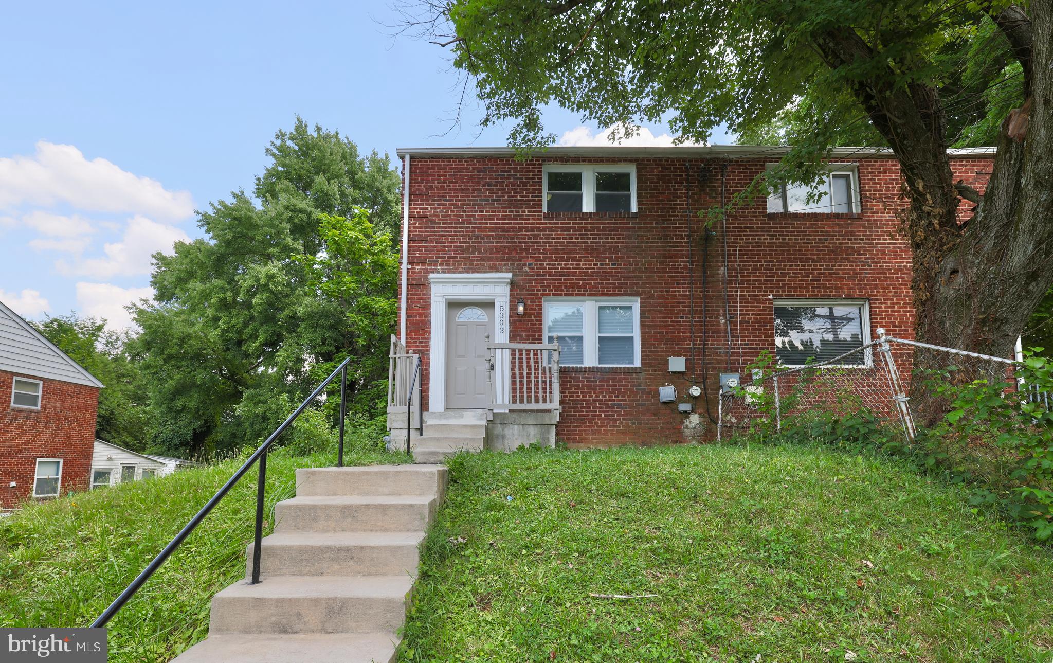 Beautifully updated and move-in ready, this Riverdale duplex features an open main level with fresh paint, refinished hardwood floors, upgraded lighting/electrical, and a modern kitchen with a huge island. The upper level offers three spacious bedrooms and a upgraded bathroom, while the finished basement provides a separate living area with a mini kitchen, one bedroom, one full bathroom, washer/dryer, studio, or guest suite. Additional highlights include brand-new windows, ample street parking on a corner lot, and immediate availability. Tenant responsible for all utilities and yard maintenance; first month’s rent and security deposit required.