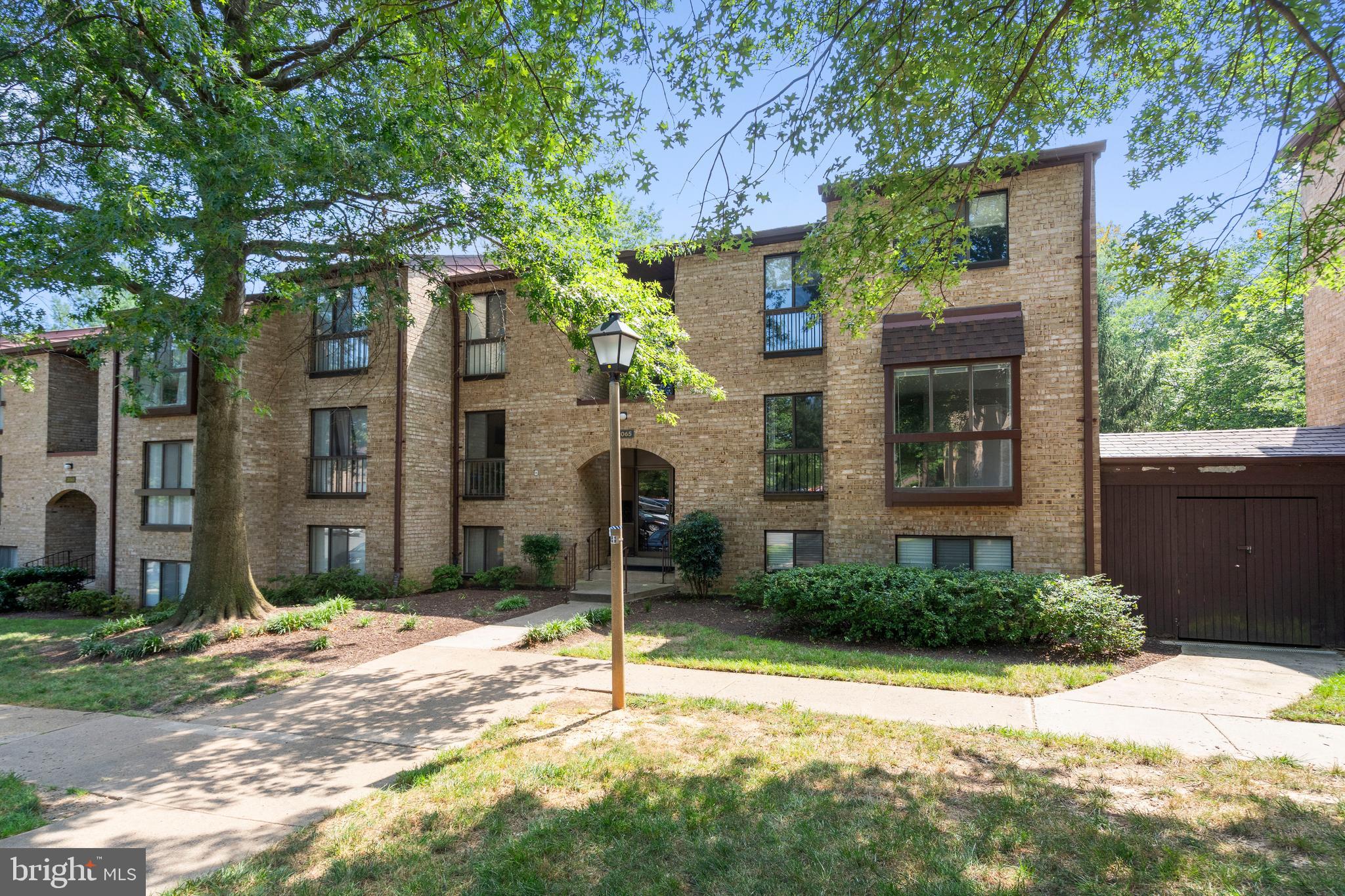 SOUTHGATE CONDOS - Residential