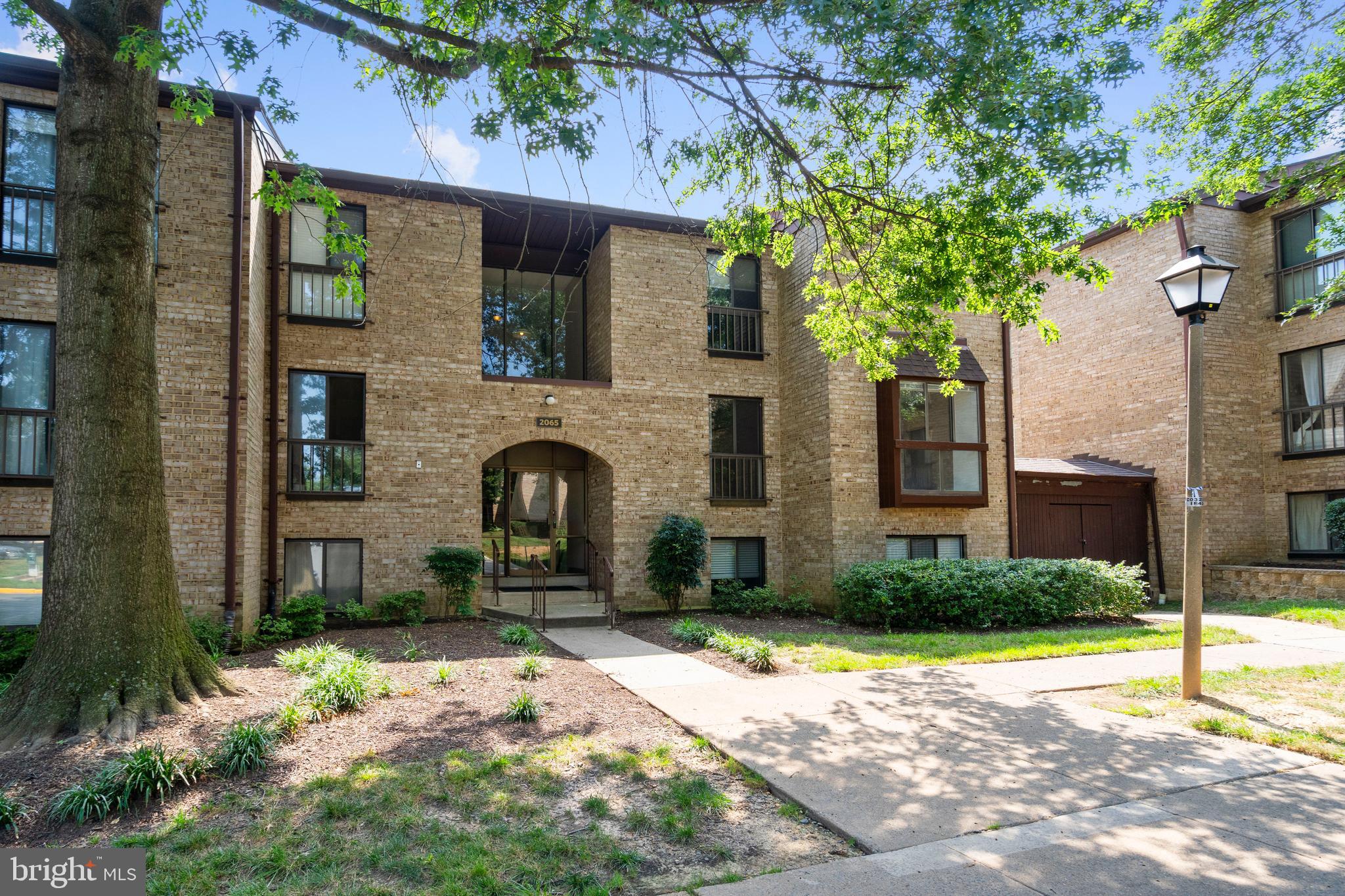 SOUTHGATE CONDOS - Residential