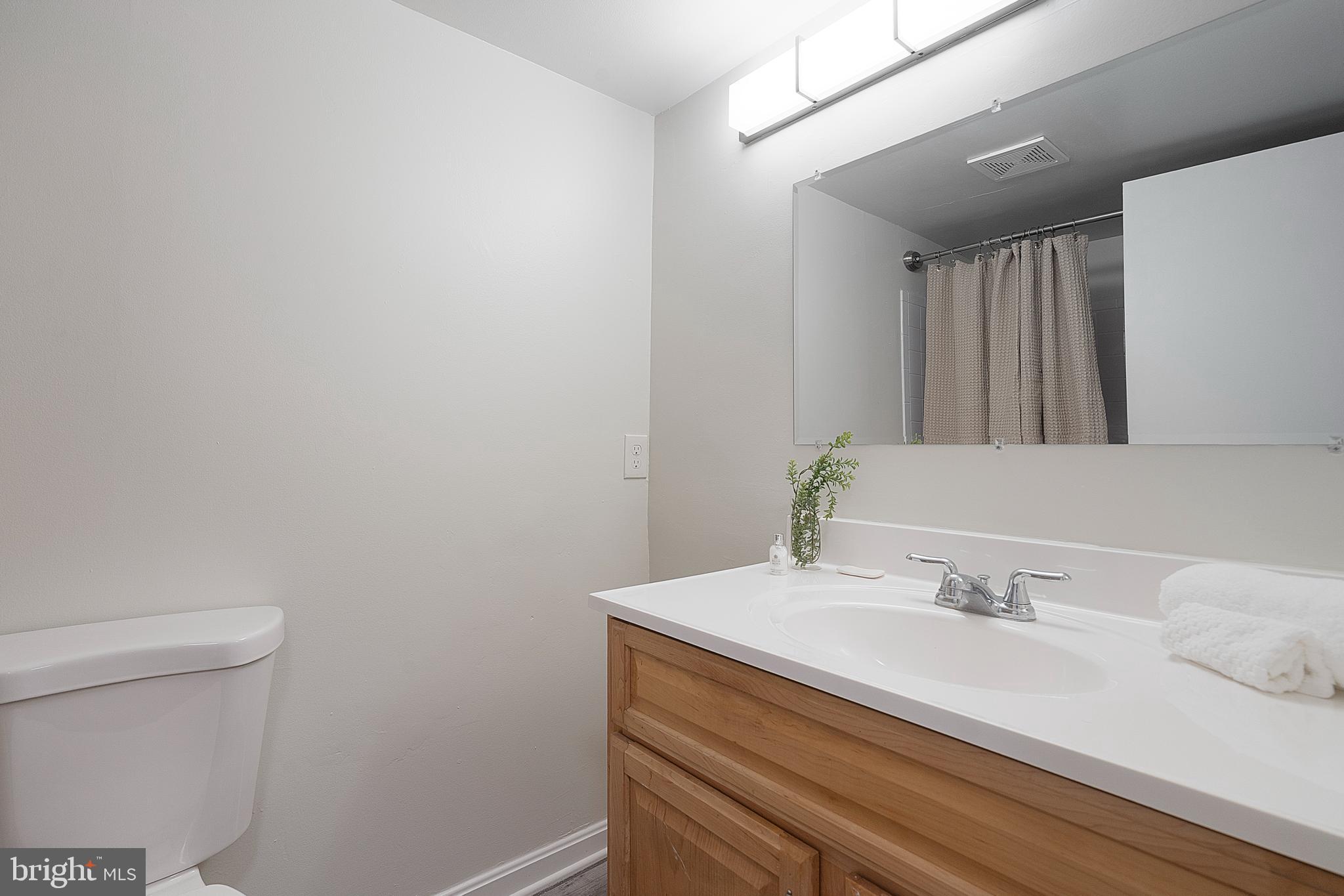 SOUTHGATE CONDOS - Residential