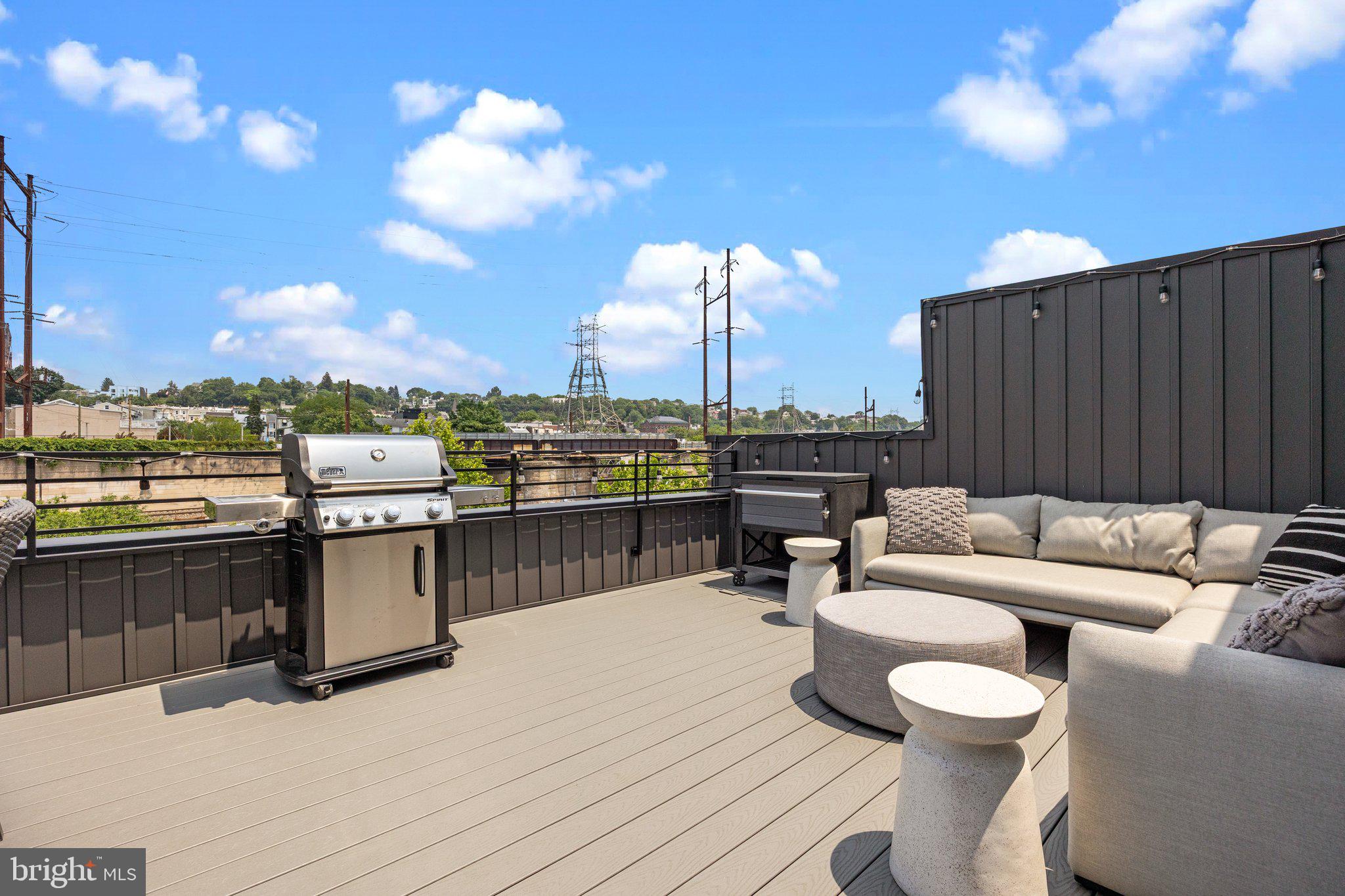 THE LOCKS - Residential Lease