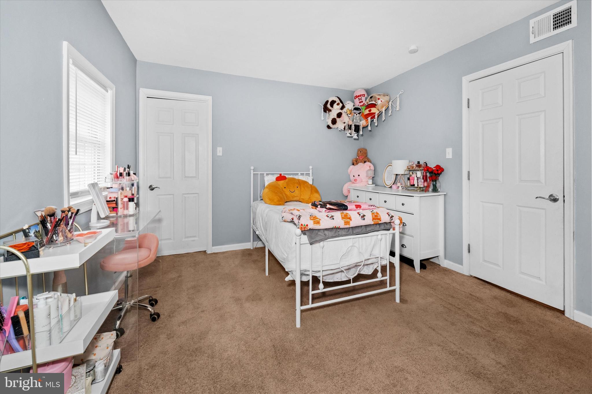 MANOR PARK - Residential