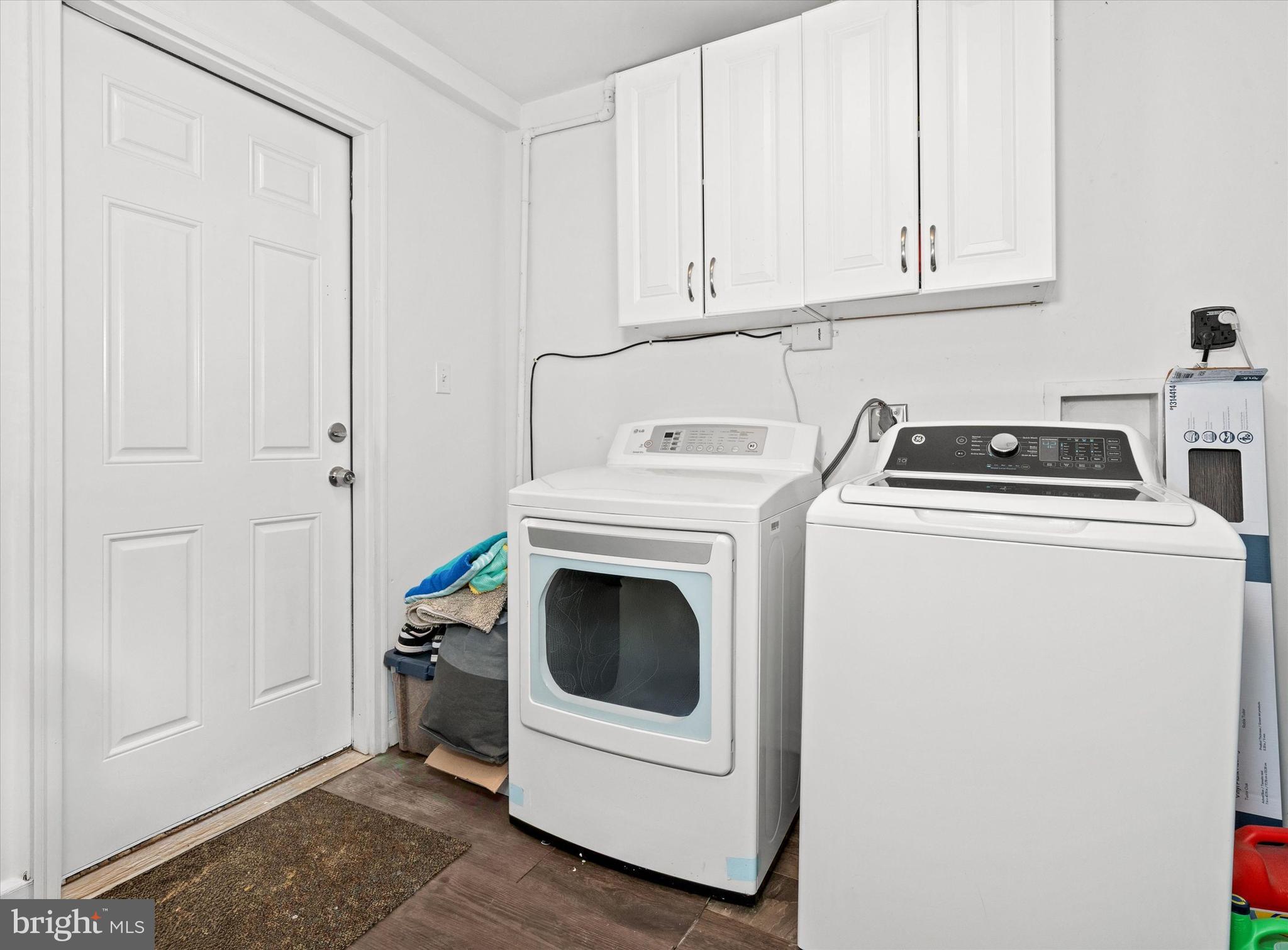 MANOR PARK - Residential