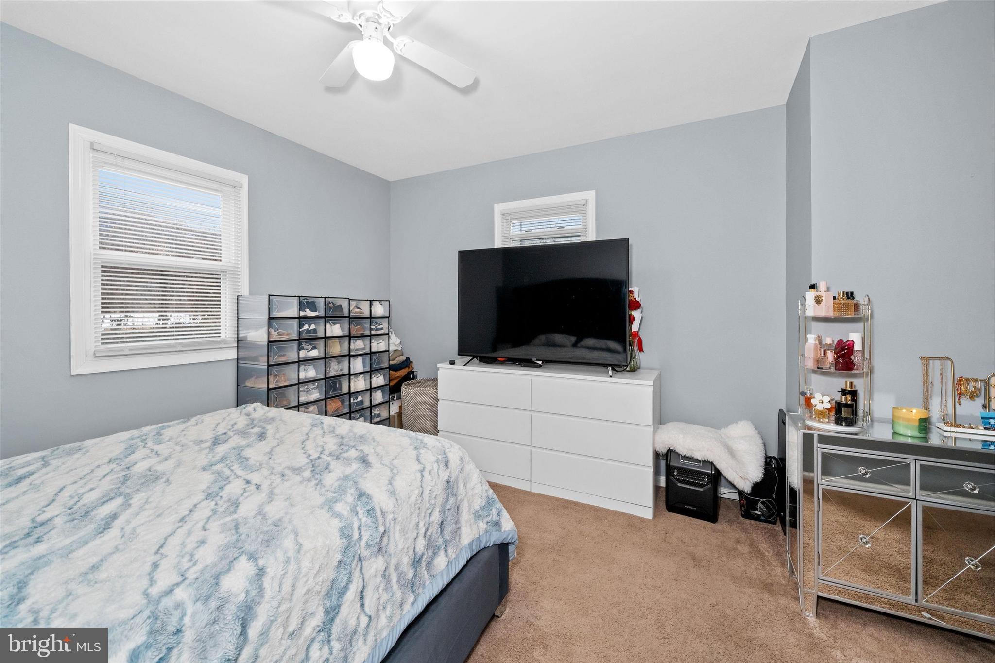 MANOR PARK - Residential