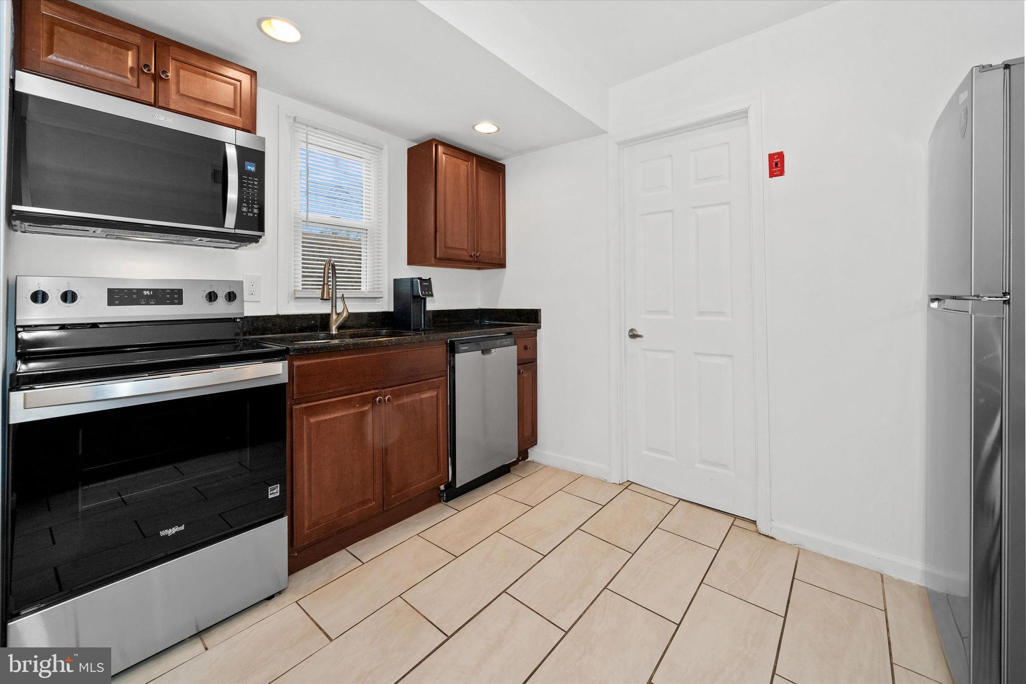 MANOR PARK - Residential