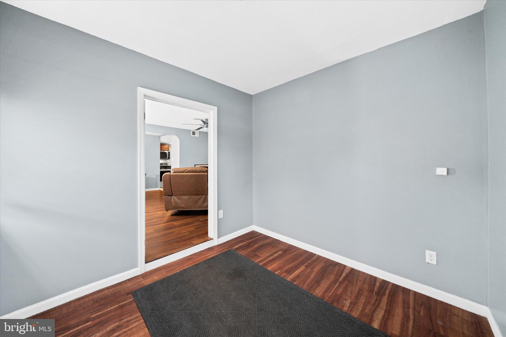 MANOR PARK - Residential