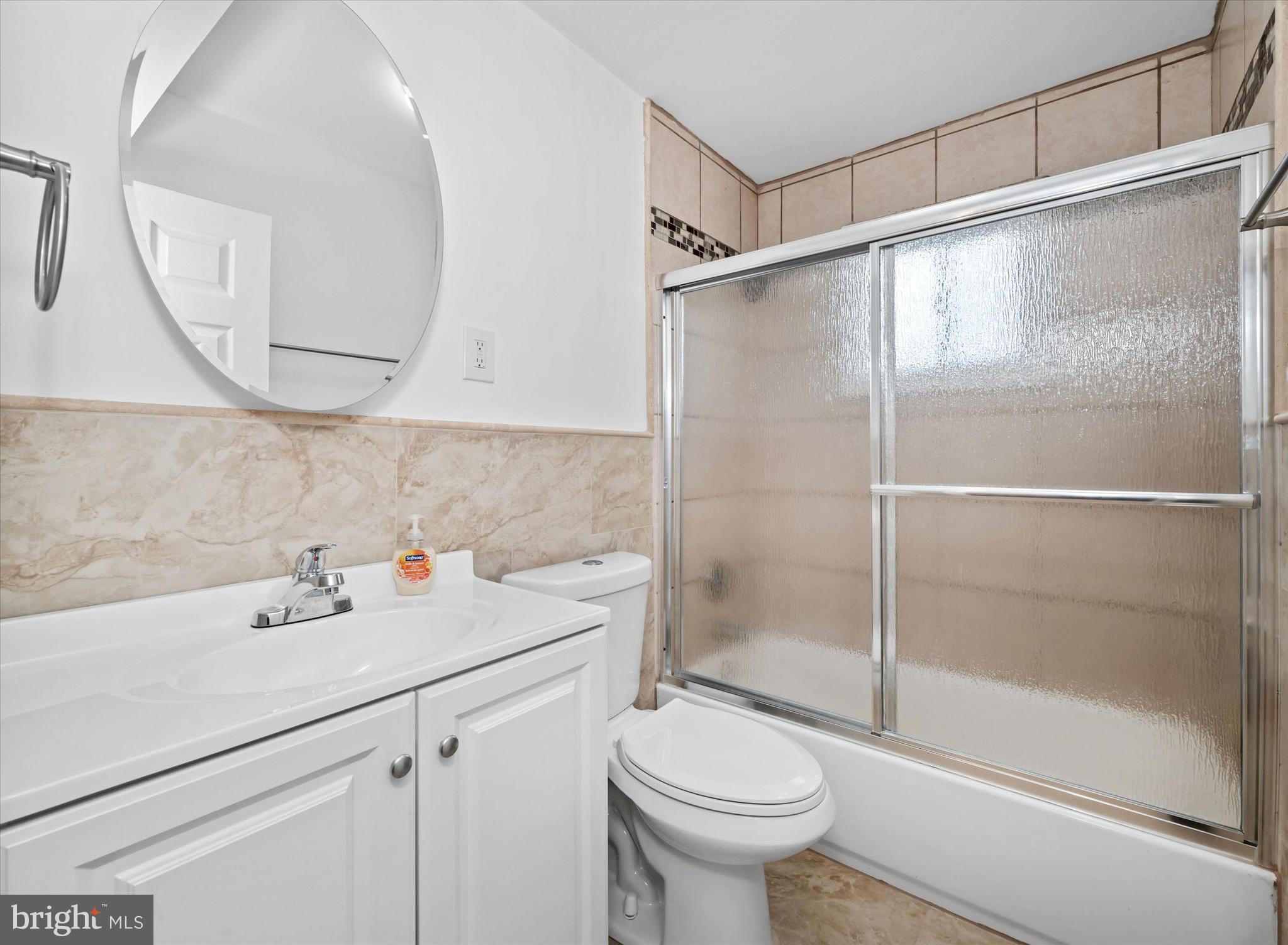 MANOR PARK - Residential