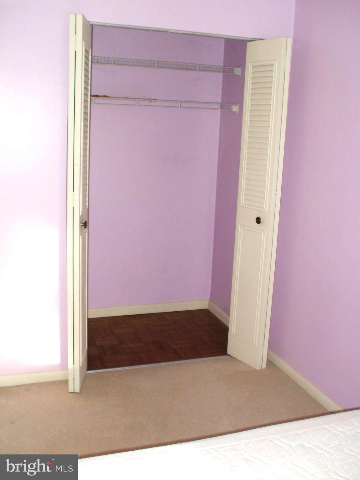 HOLLY HOUSE - Residential